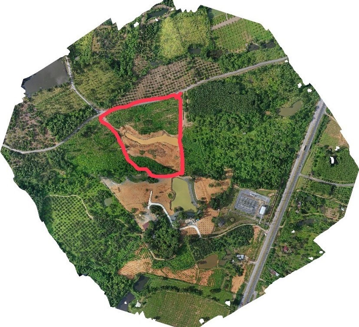 ขายที่ดินจันทบุรี : ที่ดินทำเลดี ใกล้ถนนใหญ่ อ.โป่งน้ำร้อน จันทบุรี