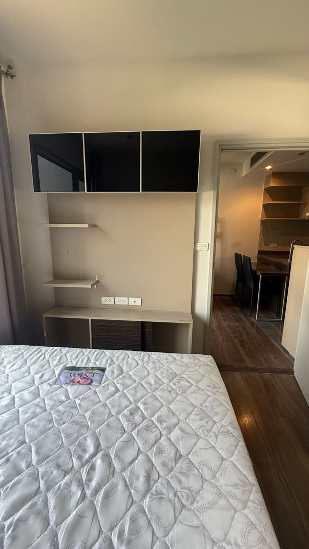 ให้เช่าคอนโดสะพานควาย จตุจักร : Sale / Rent 1 bed 31.05 for rent 16,000 net 
ขาย 4,090,000 บาท โทร 0844455453