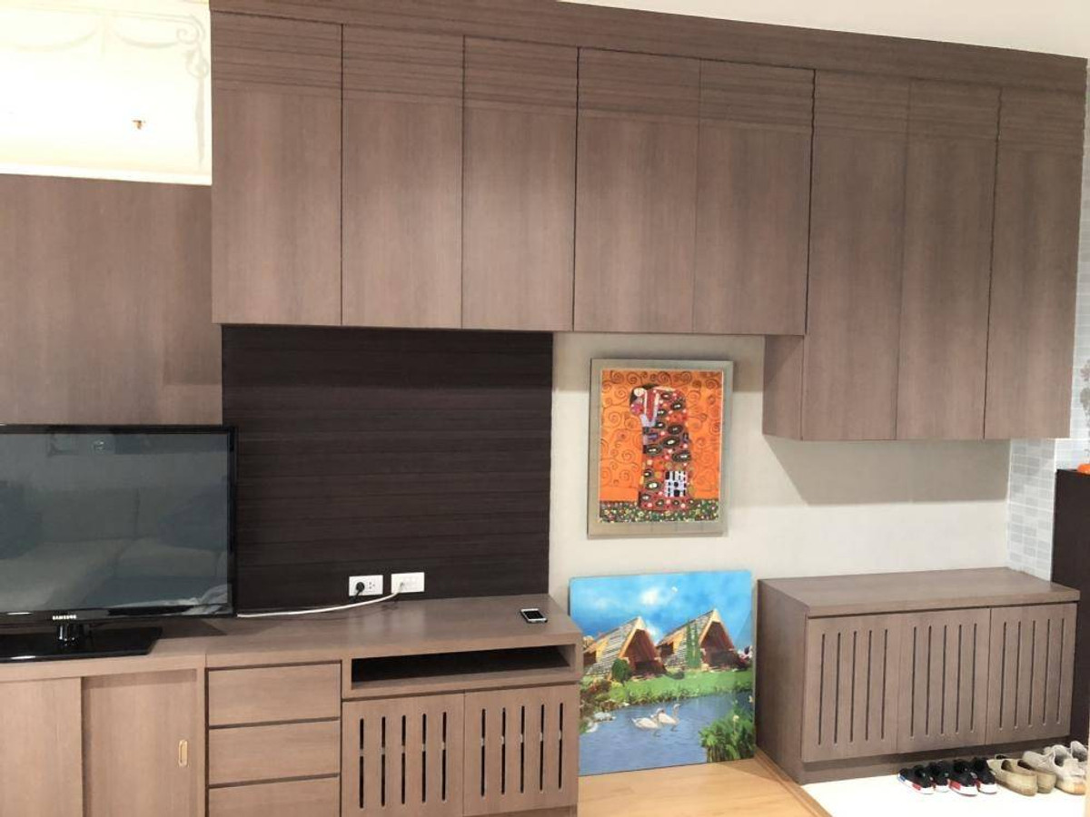 For RentCondoPattanakan, Srinakarin : Beautiful room!! Near BTS Sri Kreetha Station (Yellow Line), only 600 m.