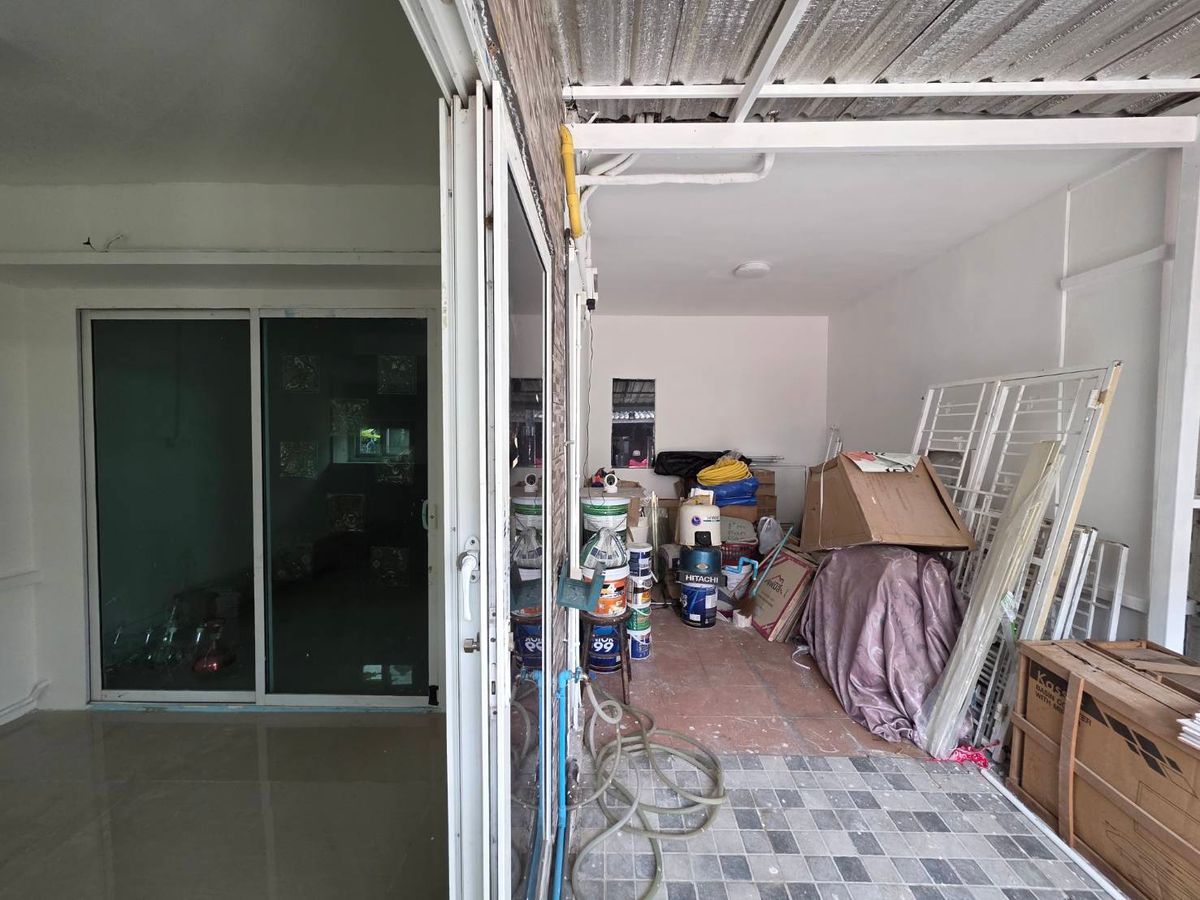 For RentTownhomeRama 2, Bang Khun Thian : Rent a Townhome, Pruksa Ville 53/2 Sakae Ngam - Rama 2, near Lotus Rama 2, just 5 minutes.