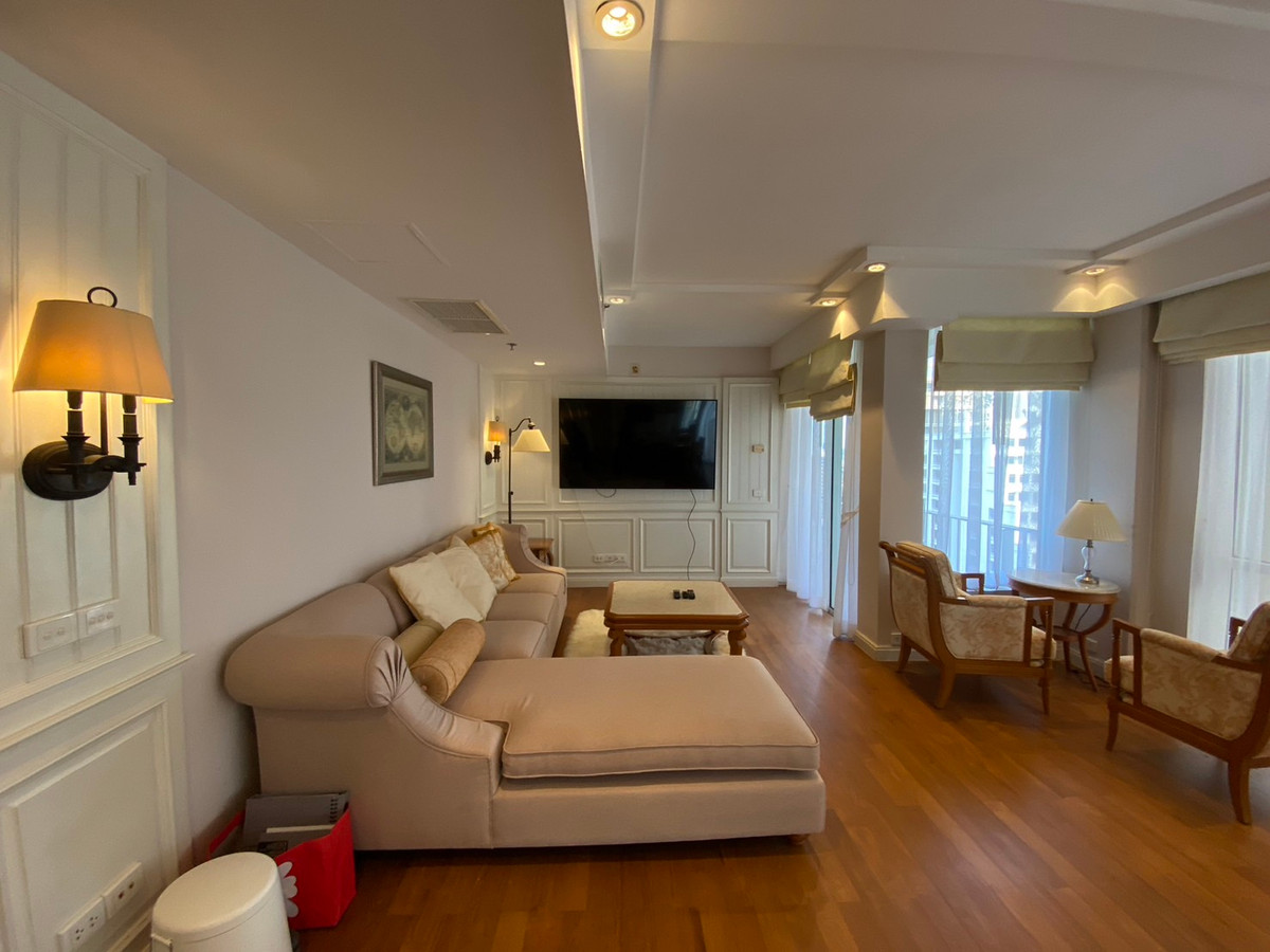 For SaleCondoWitthayu, Chidlom, Langsuan, Ploenchit : Best Deal at Langsuan Ville – Spacious 2-Bedroom Condo in Prime Location