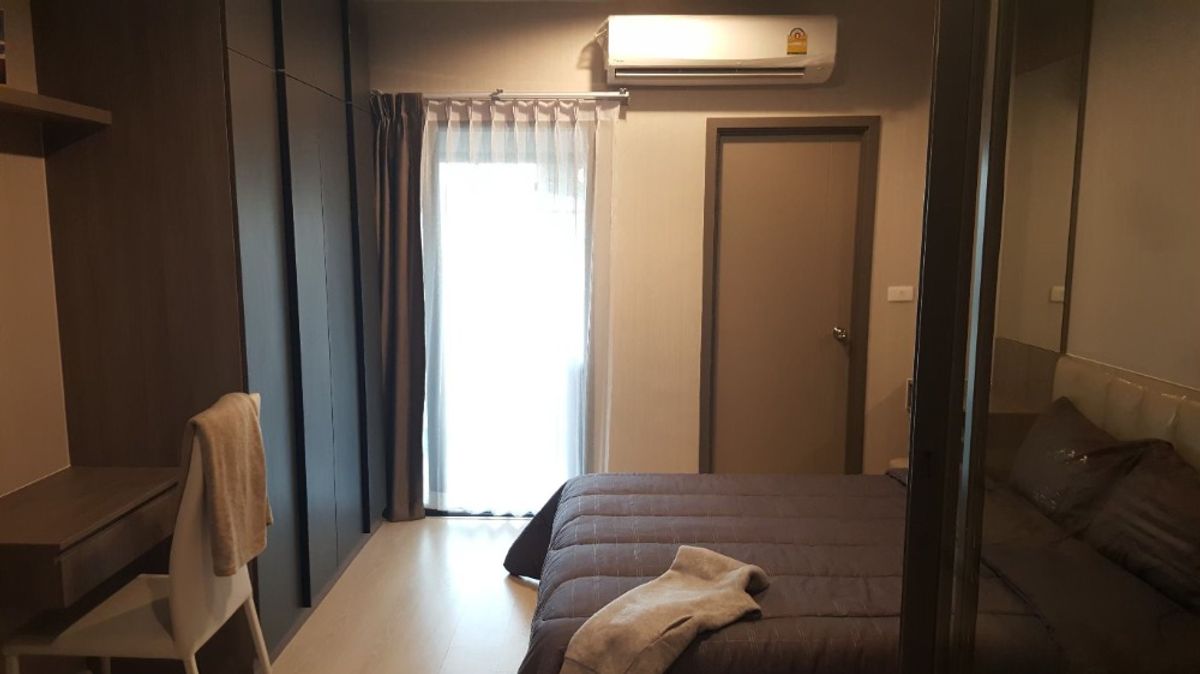 For SaleCondoThaphra, Talat Phlu, Wutthakat : 🏙️ Condo for sale, IDEO, Tha Phra, Interchange, Studio room, complete swimming pool, ready! 📍 Ideo Thapra Interchange (Ideo Tha Phra Interchange) 🚆 Near MRT Tha Phra, Interchange only 100 meters, easy to travel to the city, easy to enter the city, near Sa