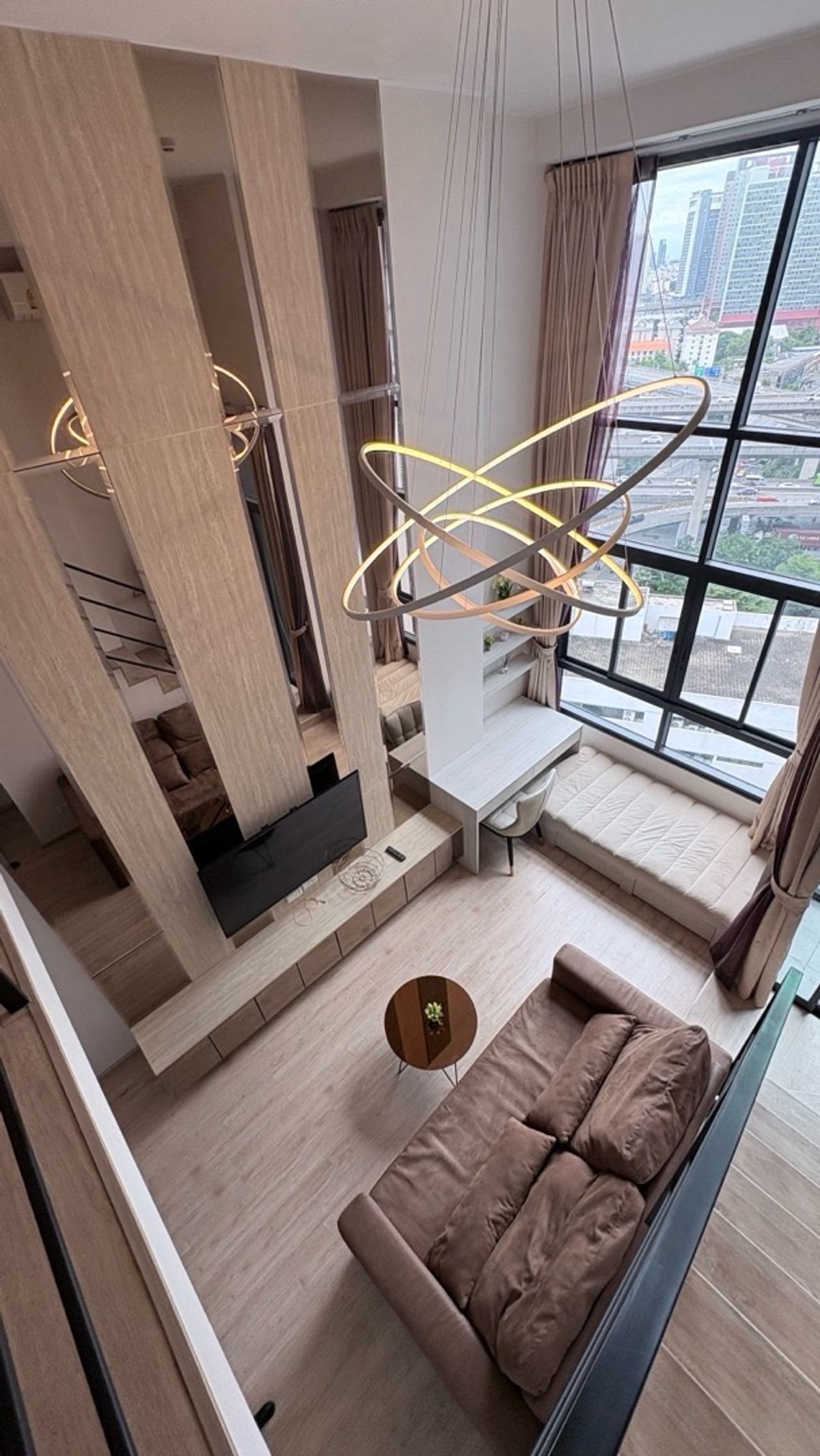 ให้เช่าคอนโดพระราม 9 เพชรบุรีตัดใหม่ RCA : ห้อง Duplex ตึก ideo new rama 9 💖ห้องสวย built in ทั้งห้องง 🤩