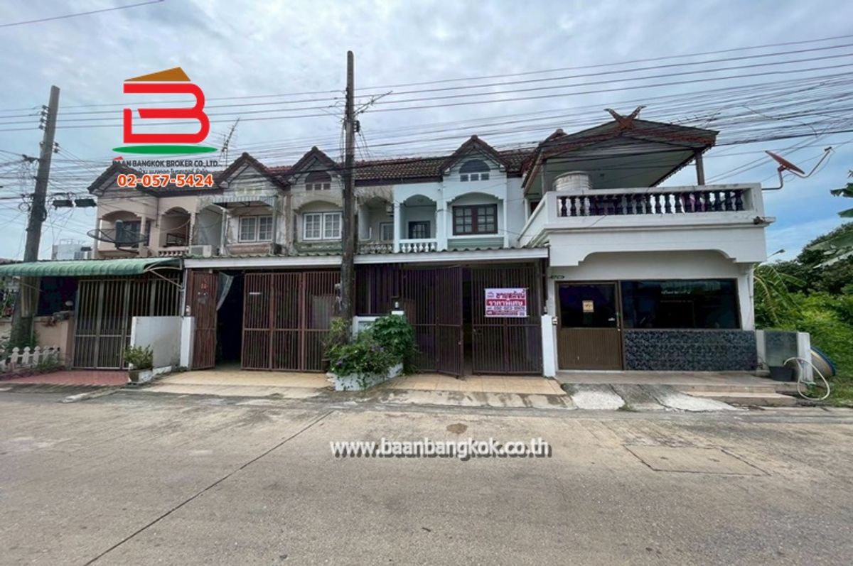 ขายทาวน์โฮมปทุมธานี รังสิต ธรรมศาสตร์ : ทาวน์เฮาส์ เนื้อที่ 20 ตรว. สวนเกษตรไทยสามัคคี ถนนรังสิต-นครนายก ต.รังสิต อ.ธัญบุรี จ.ปทุมธานี
