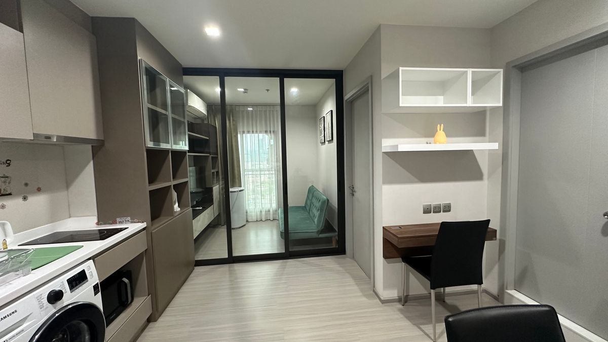 ให้เช่าคอนโดอ่อนนุช อุดมสุข : ด่วน !!  One bed plus : Life สุขุมวิท 62 ชั้นสูง พร้อมอยู่