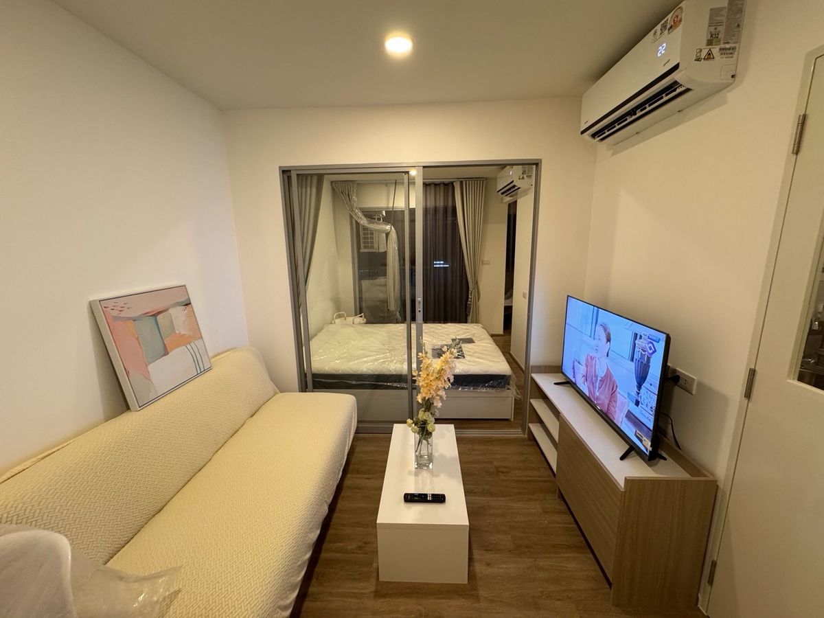 ให้เช่าคอนโดท่าพระ ตลาดพลู วุฒากาศ : #Sena Kitz Sathron Kallapapuek เจ้าของปล่อยเอง Owner Post Update 5/7/2025 ชั้น 6 ทิศตะวันออก ห้องใหม่ ยังซิง ๆ เจ้าของปล่อยเอง ครัวปิด มีโซนแต่งตัว มีเครื่องซักผ้า มี Digital Door lock