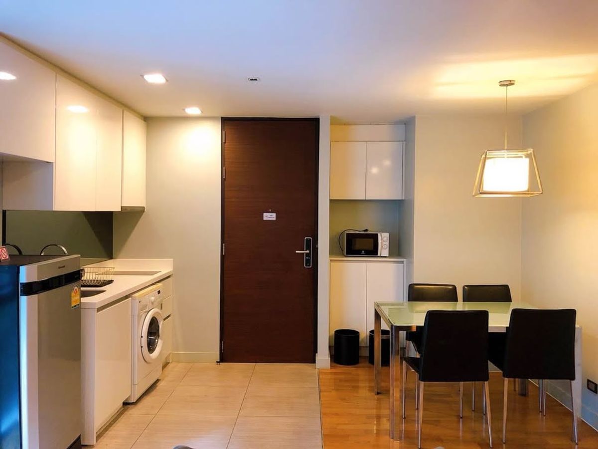 For RentCondoSilom, Saladaeng, Bangrak : Rent RR306 Quad Silom 2 bedrooms, 2 bathrooms, near BTS, Chong Nonsi