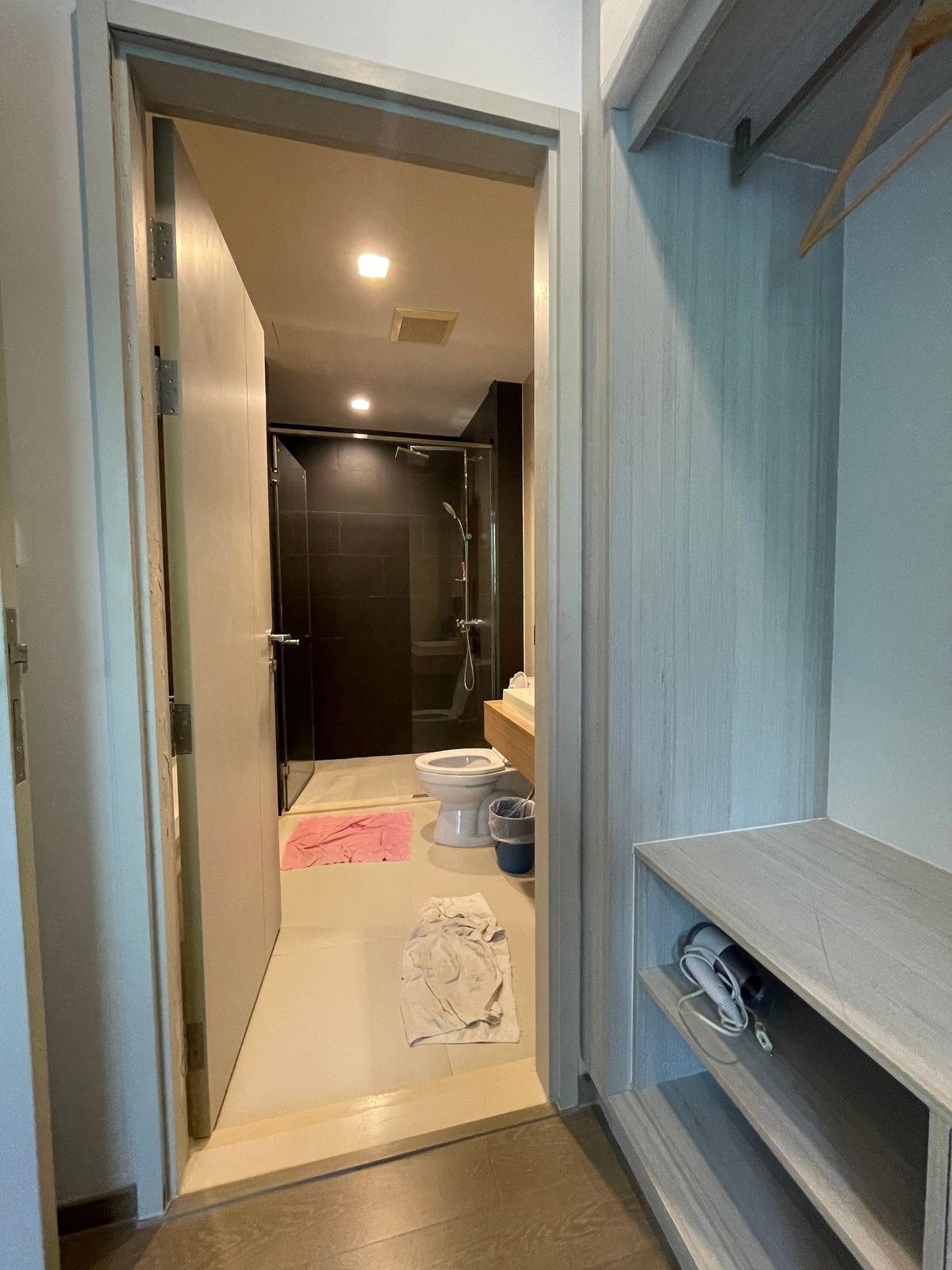 ขายคอนโดปากช่อง เขาใหญ่ : คอนโดหรู ห้องมุม ติดถนนใหญ่ อ.ปากช่อง เดินทางสะดวก