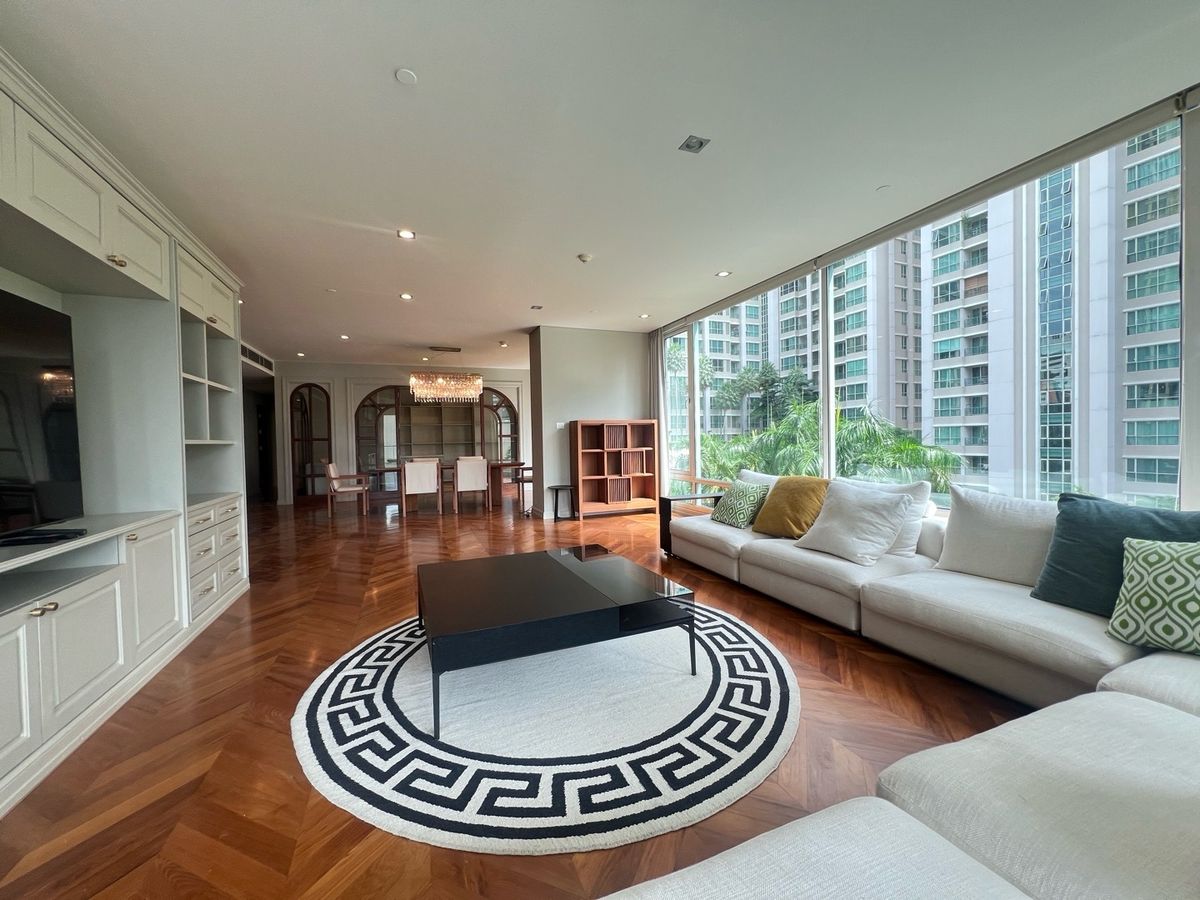 For RentCondoWitthayu, Chidlom, Langsuan, Ploenchit : The Park Chidlom Nice Room 3 Bedrooms for Rent 200,000
