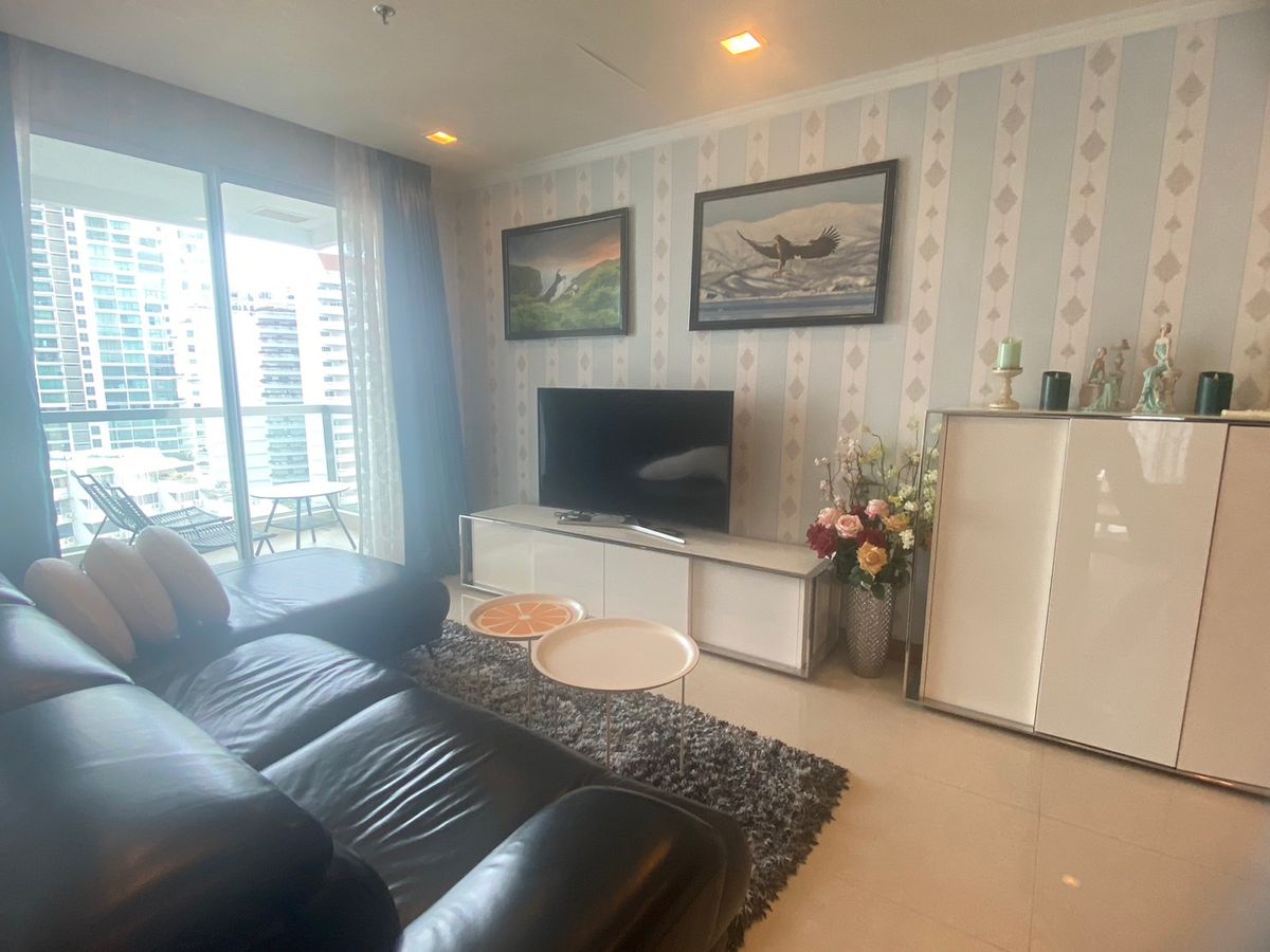 คอนโดพัทยา บางแสน ชลบุรี สัตหีบ : For rent condo The Palm wongamat beach front 2beds room (S03-1087)