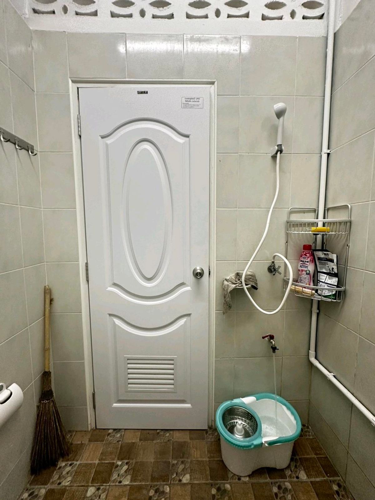 ให้เช่าอาคารพาณิชย์พระราม 3 สาธุประดิษฐ์ : เช่าบ้าน เช่าตึกแถว เช่าอาคารพาณิชย์ ทำเลยดี ติดถนน ตรงข้ามห้างกรีนเพลส ถนนวัดไผ่เงิน สาทร