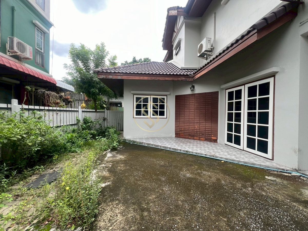 ให้เช่าบ้านราชเทวี พญาไท : ให้เช่าด่วน บ้านเดี่ยว 2 ชั้น อารีย์ ในหมู่บ้านพิบูลย์วัฒนา ซอย 1 ใกล้ร้านอาหาร มิตร อารีย์ ติดอาคารกรมทรัพยากรน้ำ