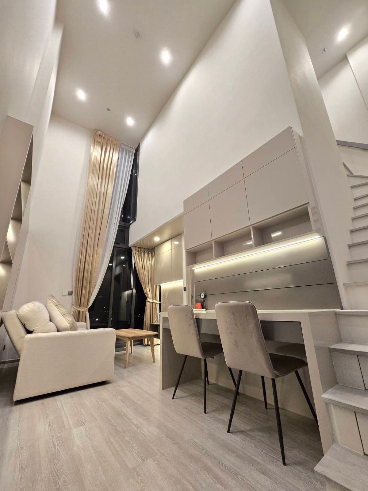 ให้เช่าคอนโดอ่อนนุช อุดมสุข : 🏡 Duplex 1 Bedroom Unit For Rent @The Line Sukhumvit 101 🏡