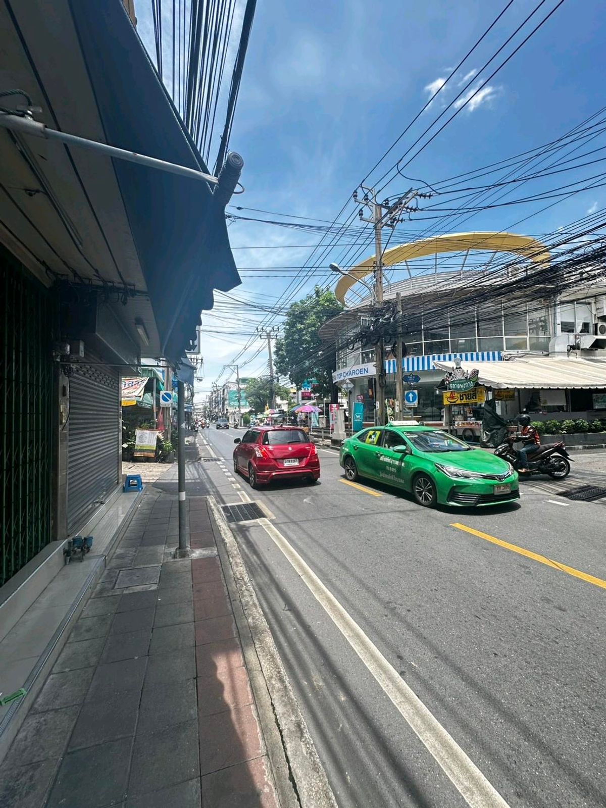 ให้เช่าอาคารพาณิชย์พระราม 3 สาธุประดิษฐ์ : เช่าบ้าน เช่าตึกแถว เช่าอาคารพาณิชย์ ทำเลยดี ติดถนน ตรงข้ามห้างกรีนเพลส ถนนวัดไผ่เงิน สาทร