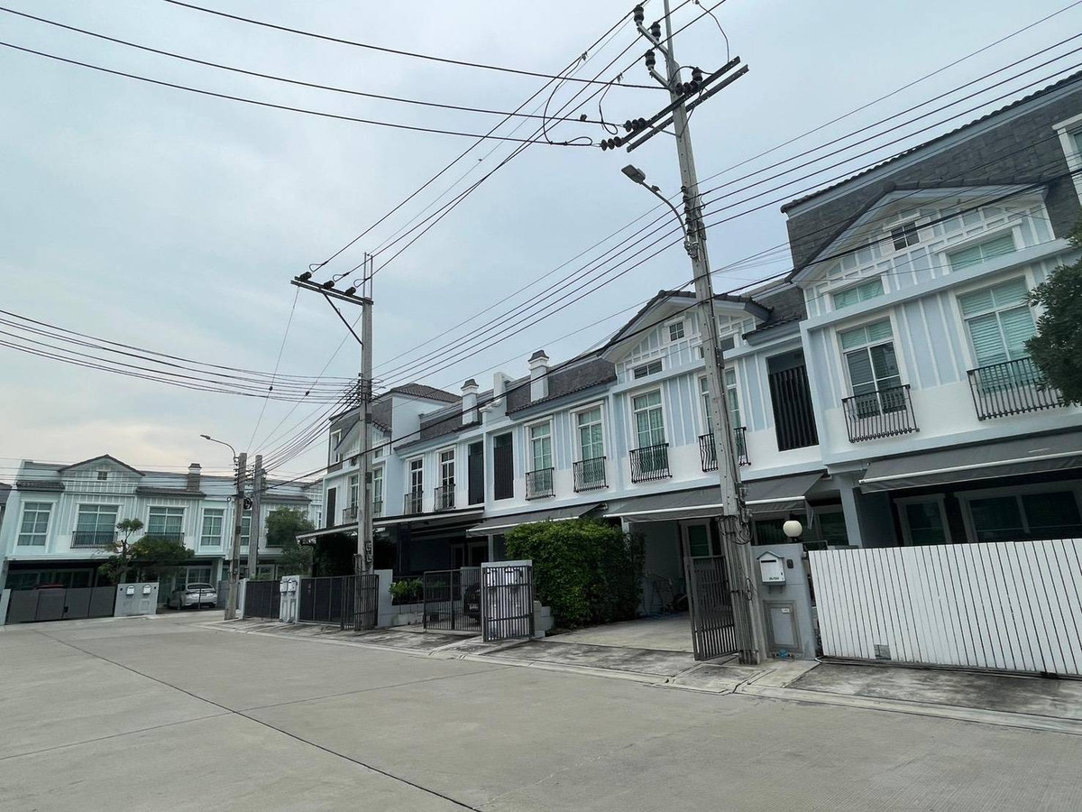 ให้เช่าทาวน์โฮมบางนา แบริ่ง ลาซาล : ให้เช่า ทาวน์โฮม 3ห้องนอน 3 ห้องน้ำ ใกล้เมกะ บางนา