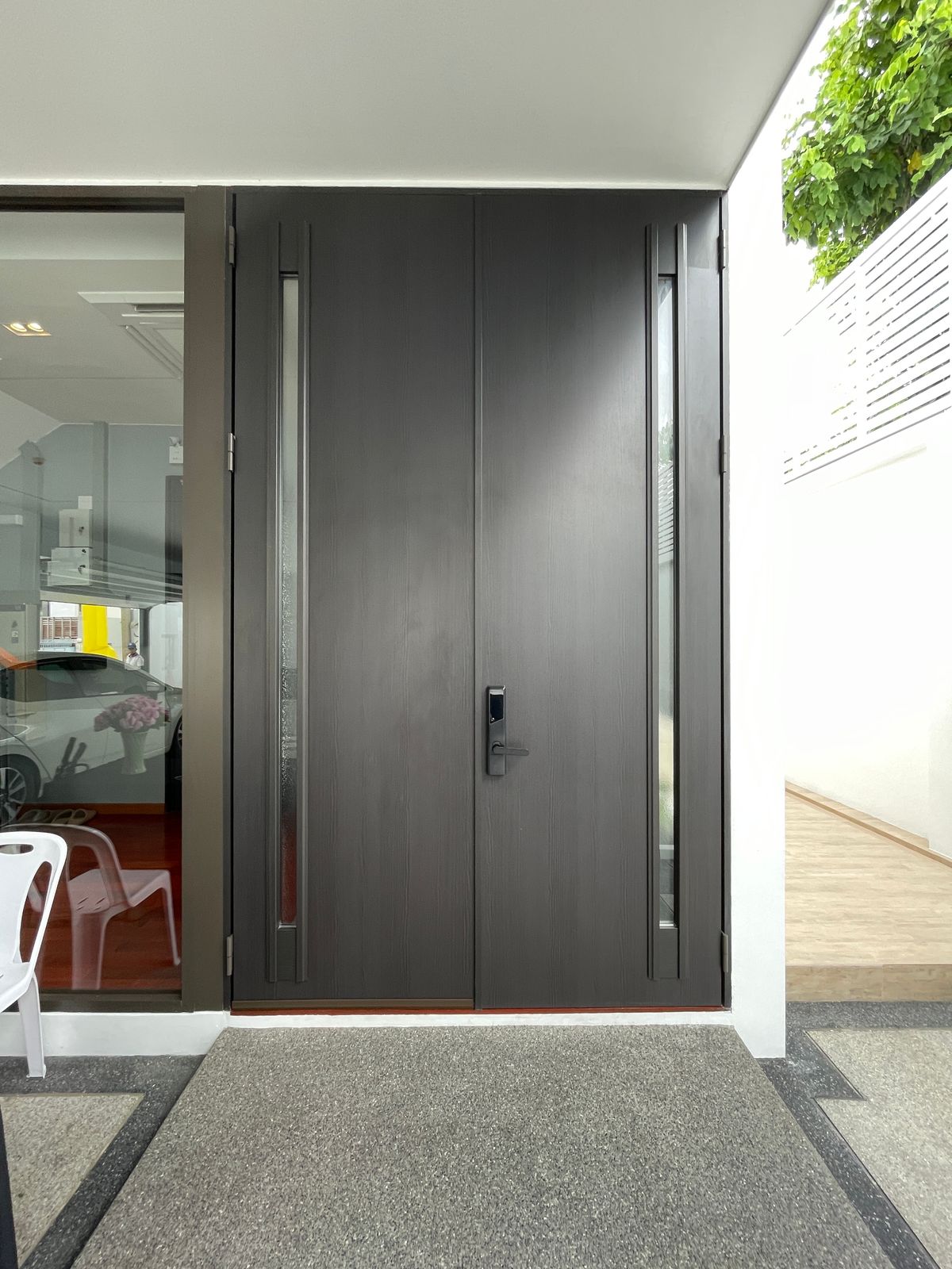 ขายบ้านอารีย์ อนุสาวรีย์ : ขายบ้านสุดหรู 7 ชั้น พร้อมสระว่ายน้ำส่วนตัวในพหลโยธิน 11, เย็นสบายดี เรสซิเดนซ์ 8 ห้องนอน 11 ห้องน้ำ 7 ที่จอดรถ ตั้งอยู่ในซอยอารีย์ ซึ่งเป็นย่านที่มีชีวิตชีวาที่ขึ้นชื่อด้านแหล่งธุรกิจ ใกล้ BTS อารีย์ และทางด่วน