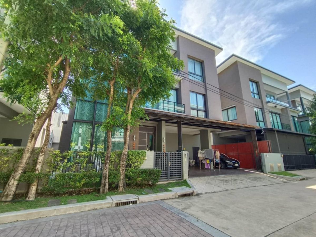 ขายบ้านบางซื่อ วงศ์สว่าง เตาปูน : ขาย บ้านเดี่ยว Soul Ratchada 68 เนื้อที่ 66.5 ตร.วา พื้นที่ใช้สอย 409 ตร.ม. 5 ห้องนอน 6 ห้องน้ำ ตกแต่งครบ สไตล์ Modern