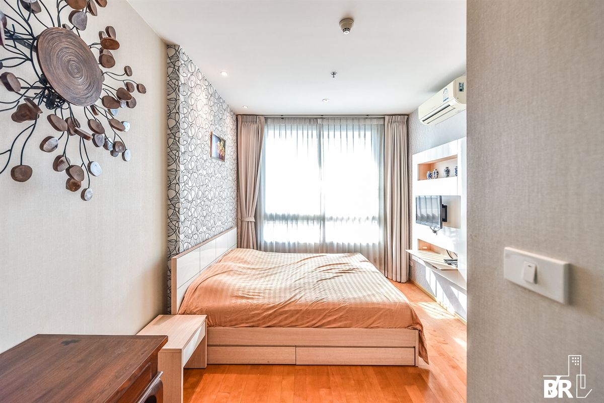 For RentCondoRatchathewi,Phayathai : Beautiful room, urgent rent, Villa Rachathwi 1b1b 55SQM. Only 25k/Month.