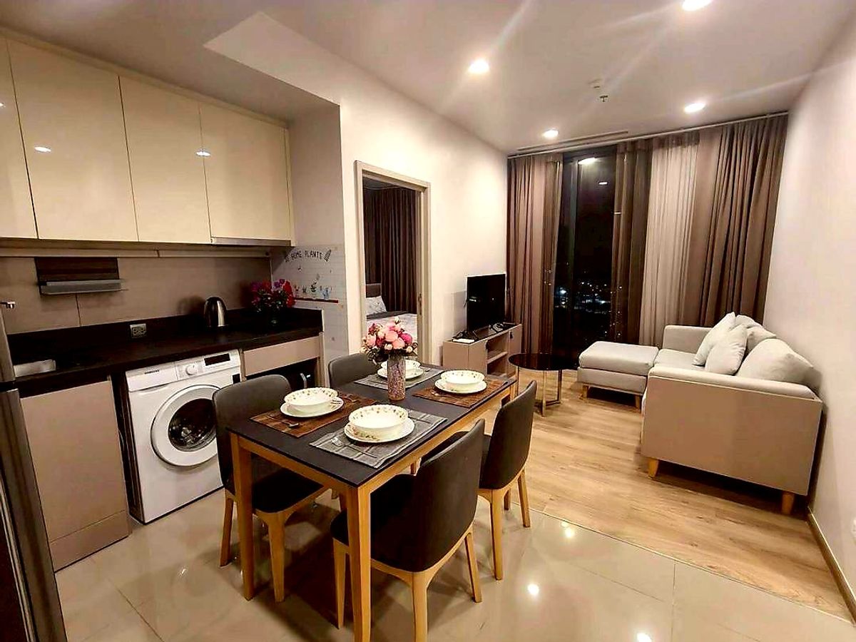 ให้เช่าคอนโดสุขุมวิท อโศก ทองหล่อ : Oka Haus Sukhumvit 36 for rent