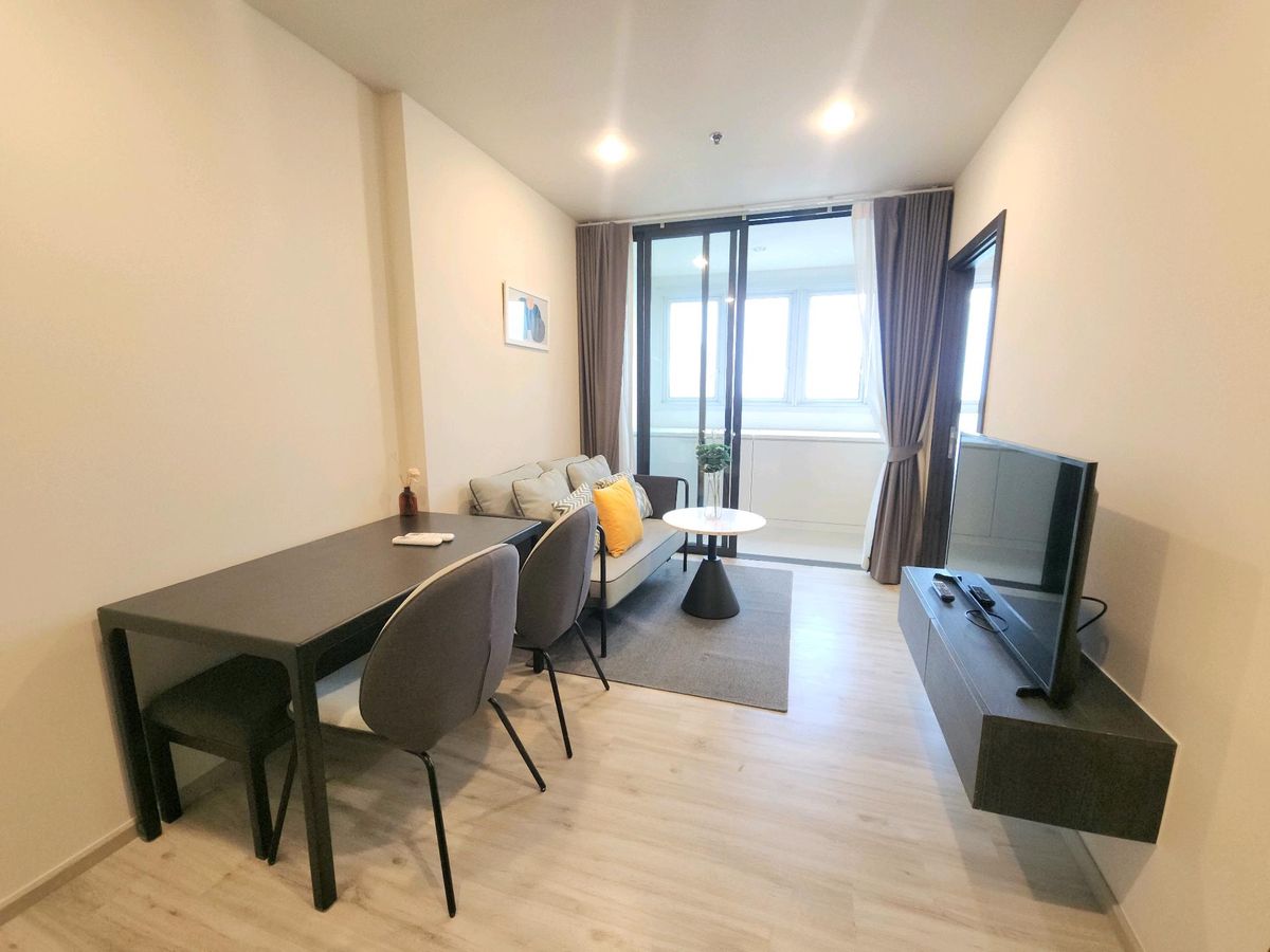 For RentCondoRatchadapisek, Huaikwang, Suttisan : 🔴17,000 ฿ 🔴 𝐗𝐓 𝐇𝐮𝐚𝐢𝐤𝐡𝐰𝐚𝐧𝐠┃ 𝐇𝐮𝐚𝐢𝐤𝐡𝐰𝐚𝐧𝐠┃ XT Huai Khwang ✅ Near MRT Huai Khwang, happy to serve 🙏 Interested to say hello (very fast answer): 📱 Property code 6807-1307A 📱: ID LINE:@bbcondo88