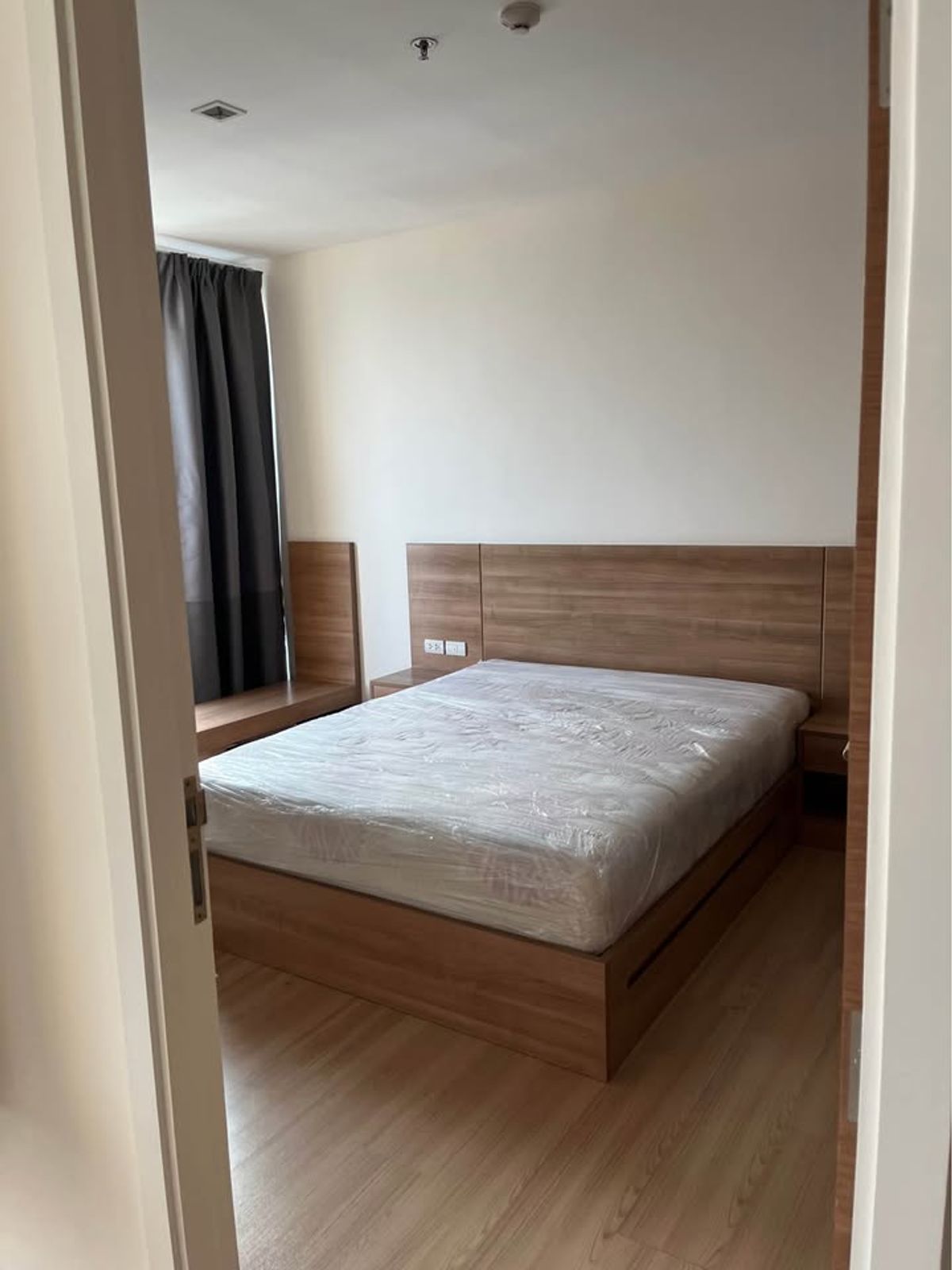 For RentCondoSapankwai,Jatujak : !! Beautiful room for rent RHYTHM PHALO-REE, near BTS Ari