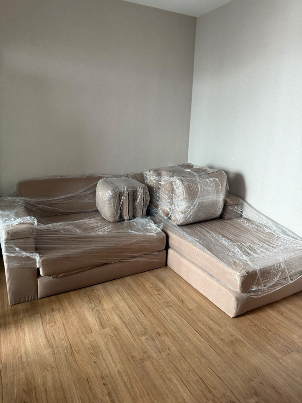 For RentCondoSathorn, Narathiwat : Condo for rent in Fuse Chan-Sathorn With complete set of electrical appliances