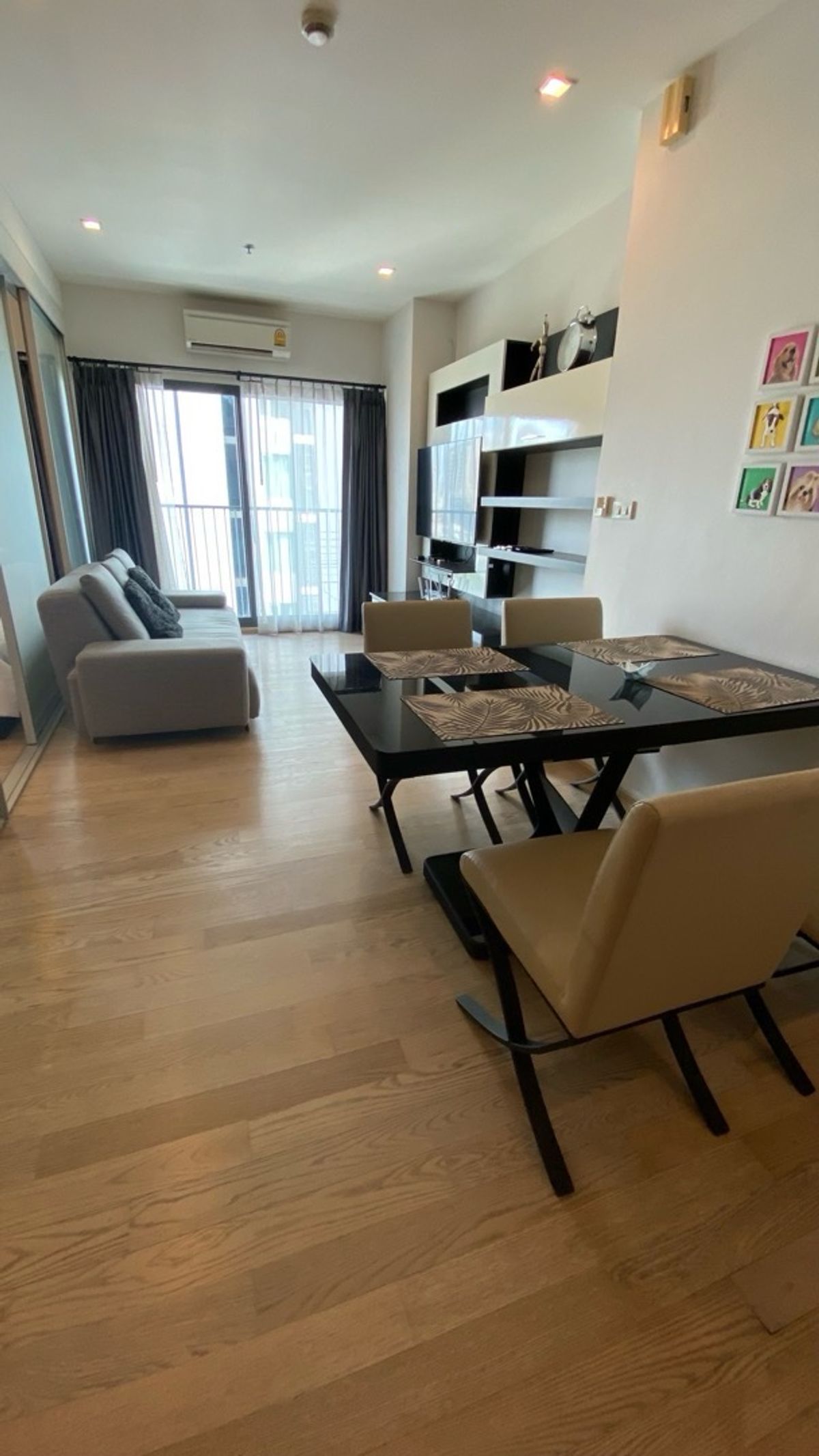 ให้เช่าคอนโดสุขุมวิท อโศก ทองหล่อ : Rent🔥🔥Noble Remix Sukhumvit36 ห้องใหญ่40sq.m 1bedroom พร้อมเข้าอยู่
