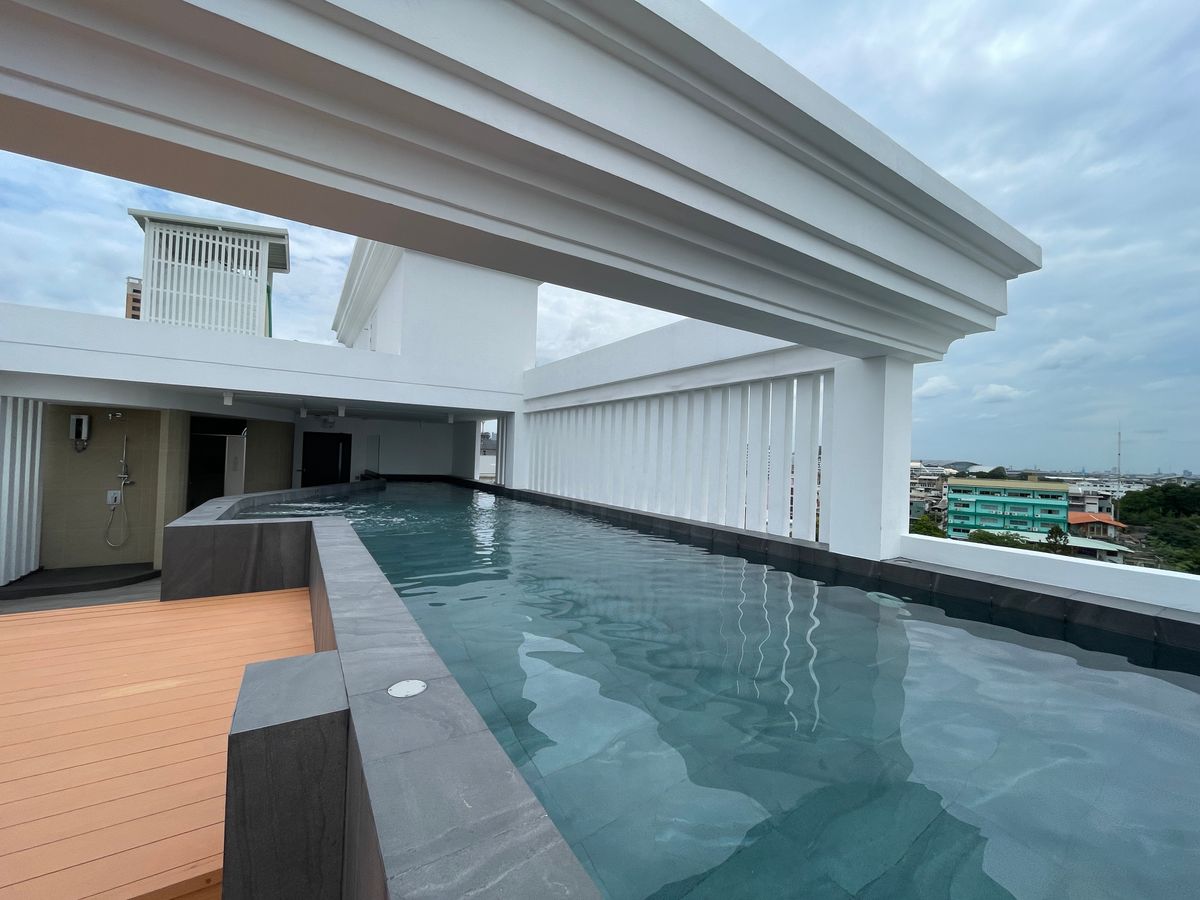 ขายบ้านอารีย์ อนุสาวรีย์ : ขายบ้านสุดหรู 7 ชั้น พร้อมสระว่ายน้ำส่วนตัวในพหลโยธิน 11, เย็นสบายดี เรสซิเดนซ์ 8 ห้องนอน 11 ห้องน้ำ 7 ที่จอดรถ ตั้งอยู่ในซอยอารีย์ ซึ่งเป็นย่านที่มีชีวิตชีวาที่ขึ้นชื่อด้านแหล่งธุรกิจ ใกล้ BTS อารีย์ และทางด่วน