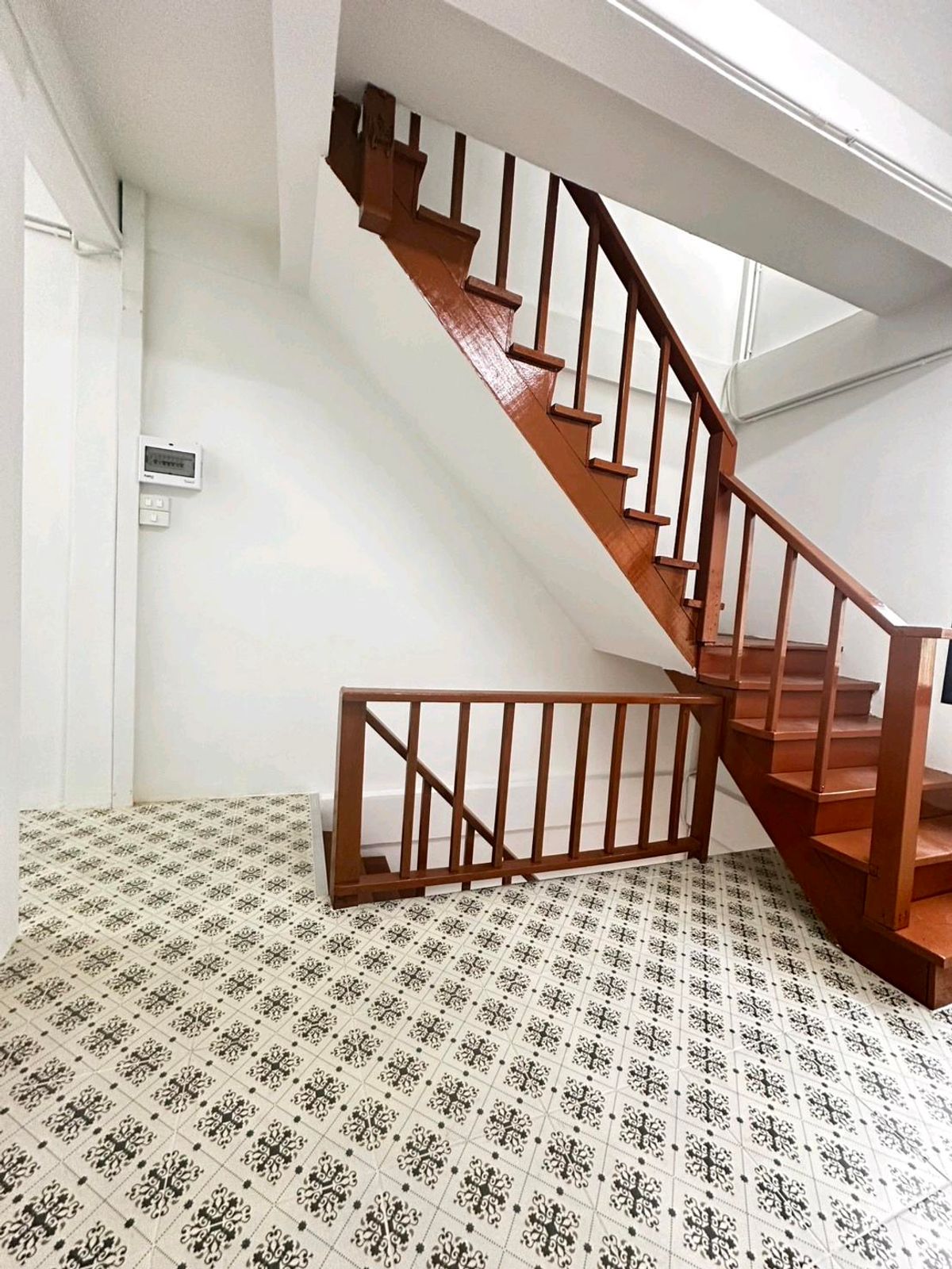 ให้เช่าอาคารพาณิชย์พระราม 3 สาธุประดิษฐ์ : เช่าบ้าน เช่าตึกแถว เช่าอาคารพาณิชย์ ทำเลยดี ติดถนน ตรงข้ามห้างกรีนเพลส ถนนวัดไผ่เงิน สาทร