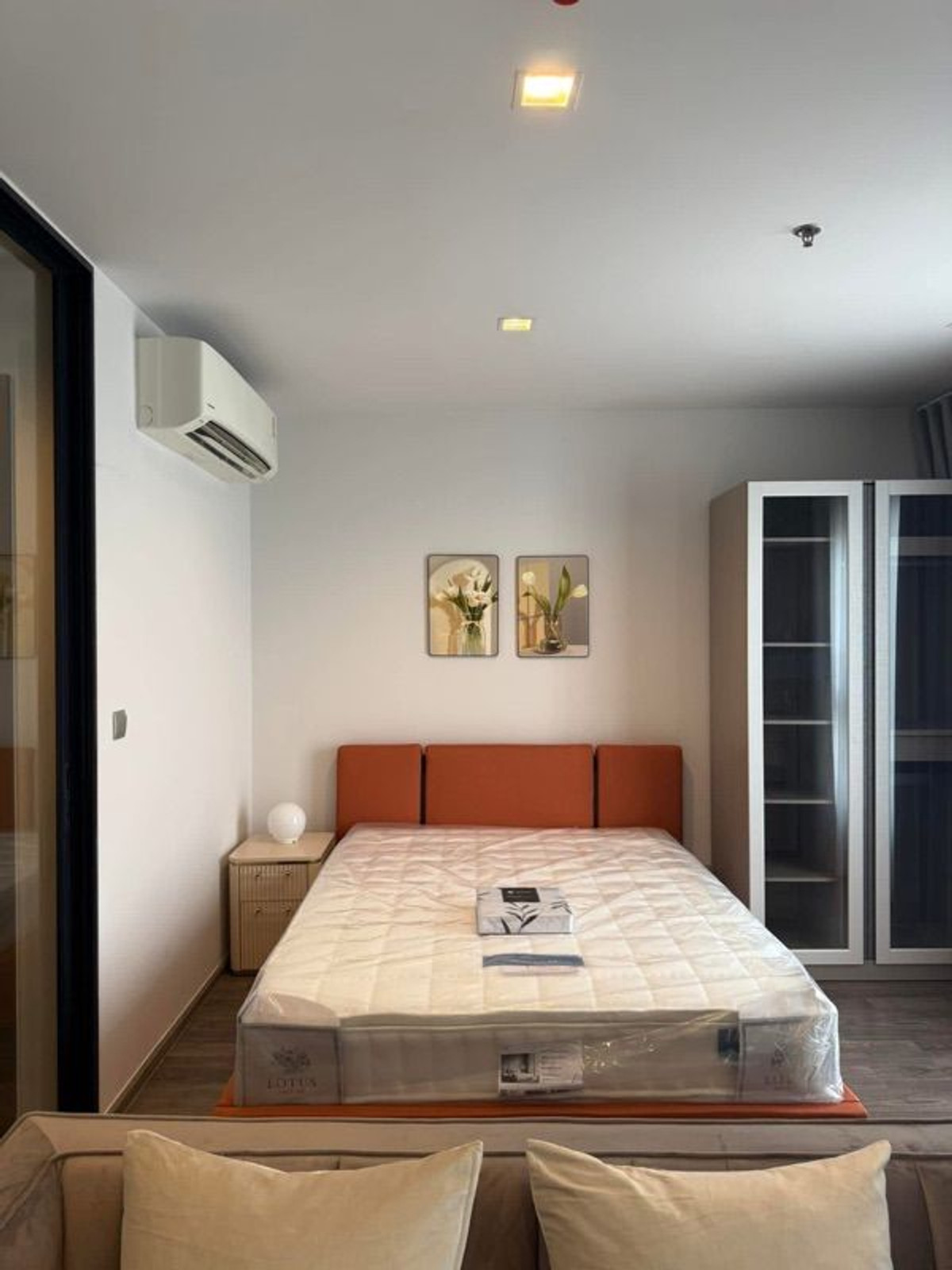 ให้เช่าคอนโดลาดพร้าว เซ็นทรัลลาดพร้าว : ให้เช่า ไลฟ์ ลาดพร้าว แวลลีย์ ชั้น 40