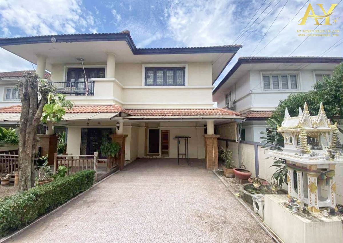ขายบ้านมีนบุรี-ร่มเกล้า : ขายบ้านเดี่ยว 63.6 ตร.ว. หลังมุม โรยัลปาร์ควิลล์ สุวินทวงศ์-หนองจอก  (Royal Park Ville) ราคาขาย 3,000,000 บาท 