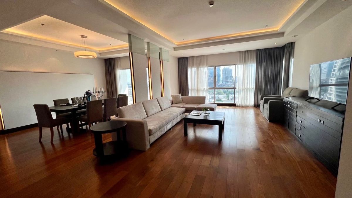 ให้เช่าคอนโดวิทยุ ชิดลม หลังสวน : Royal Resudence Park for rent