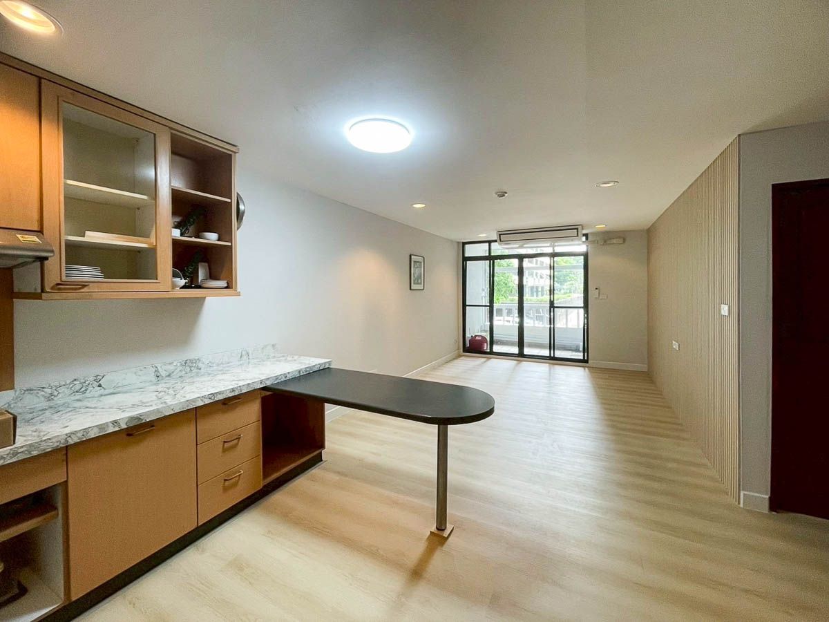For RentCondoSukhumvit, Asoke, Thonglor : Condo for Rent Baan Chan, 2 Bedroom 70 Sqm Renovated Fully Furnished Near ARL Ramkhamhaeng, BTS Thonglor, Ekkamai, Sukhumvit, Pridi Banomyong : YA25R-005