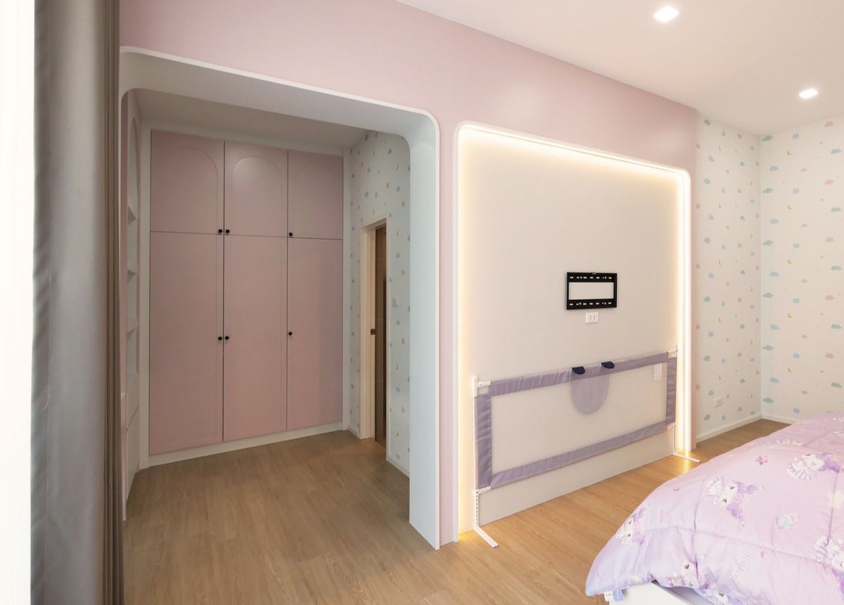 For SaleHousePathum Thani,Rangsit, Thammasat : ✨🏡 New house, back corner 🎁 Decorated more than 5 million 📌 with 10 kw solar cells! 📌