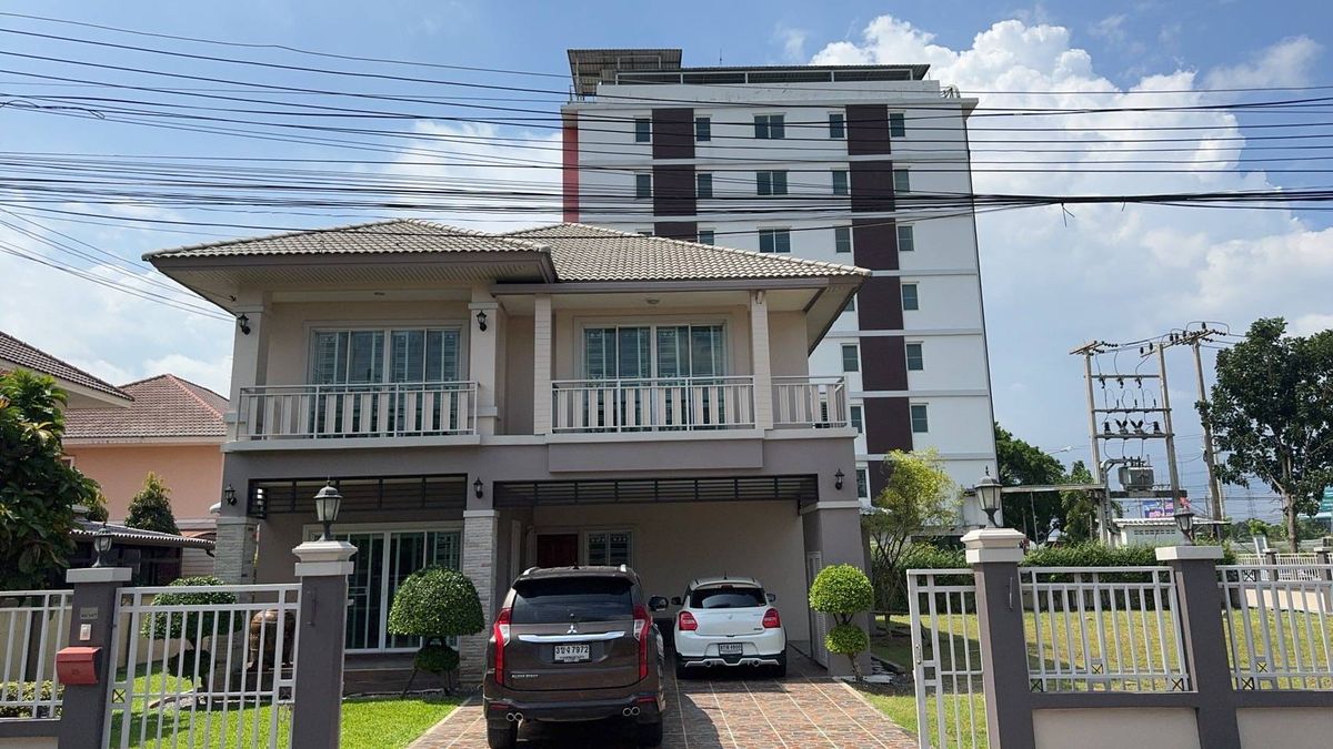 ขายบ้านนวมินทร์ รามอินทรา : บ้านเดี่ยว ชาร์ล็อตส์ วิลล์ / 3 ห้องนอน (ขาย), Charlotte's Ville / Detached House 3 Bedrooms (FOR SALE) BEAM024