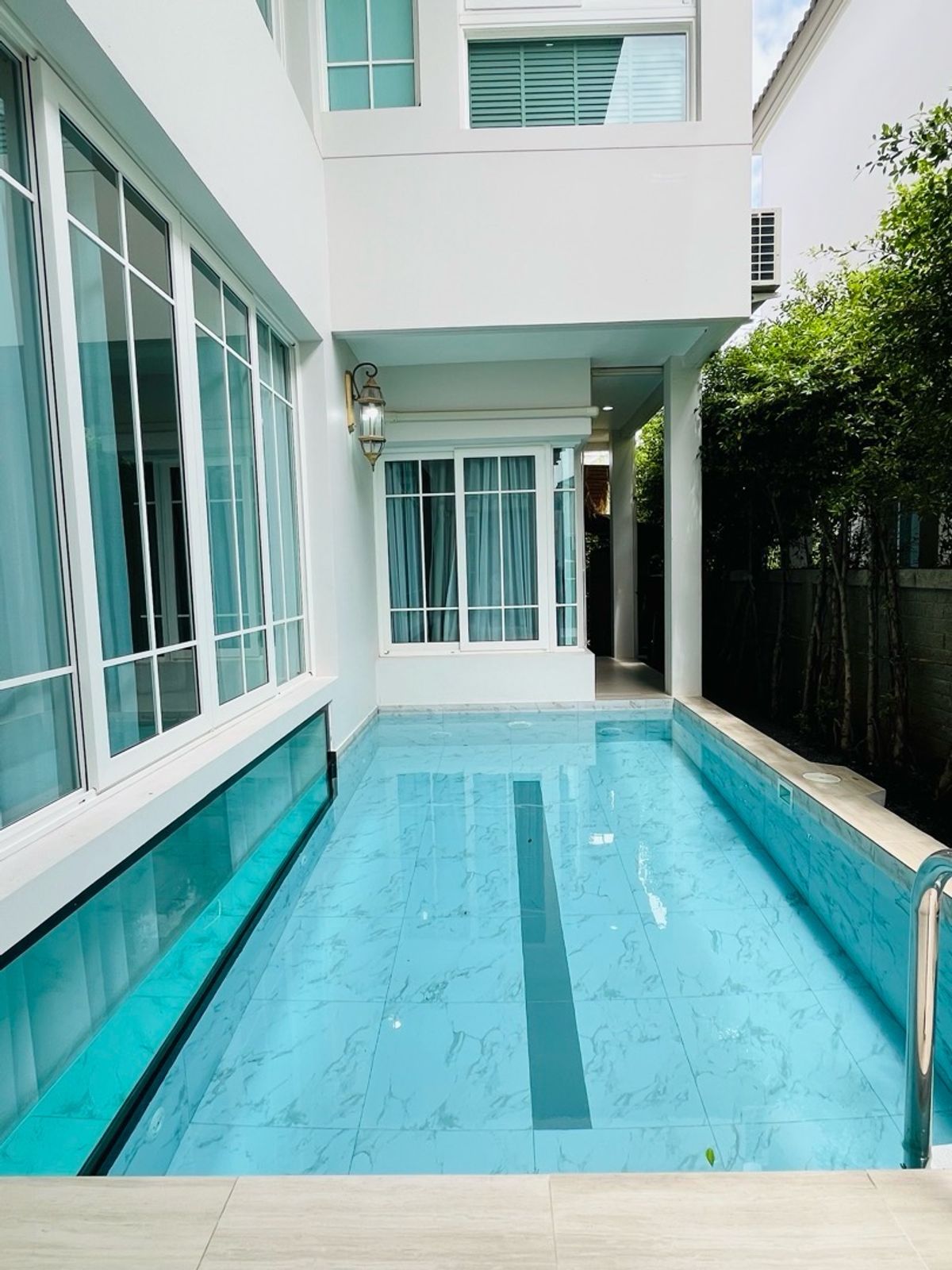 For SaleHousePathum Thani,Rangsit, Thammasat : House for sale, Vibhavadi Rangsit, has a swimming pool to go to 6 million houses, the largest corner of the corner of 450 sq. M. more beautiful than the angel Grandeviphawadee Rangsit