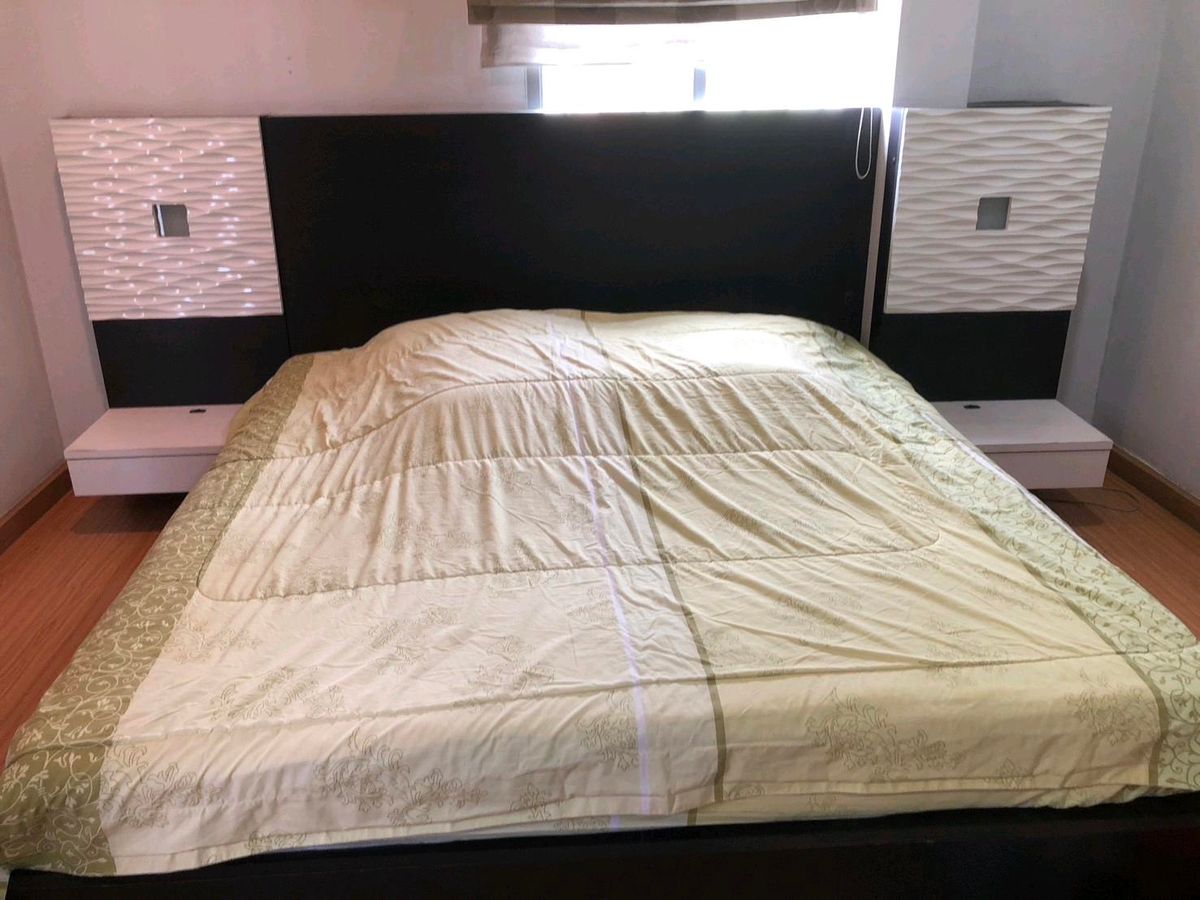 ขายทาวน์โฮมพัฒนาการ ศรีนครินทร์ : ทาวน์โฮม 3 ชั้นหลังริม เนื้อที่ 28.90 ตร.วา พร้อมเฟอร์ แอร์ ถูกที่สุดในโครงการ