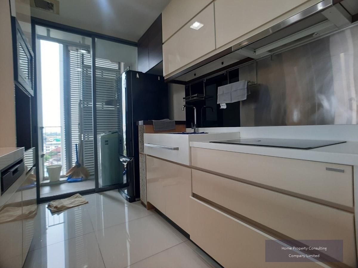 For SaleCondoOnnut, Udomsuk : Urgent sale, cheap for sale, The Room Sukhumvit 62, near BTS Punnawithi (14 m/1 minute). Interested in negotiating @condobkk (with @) Code H33279