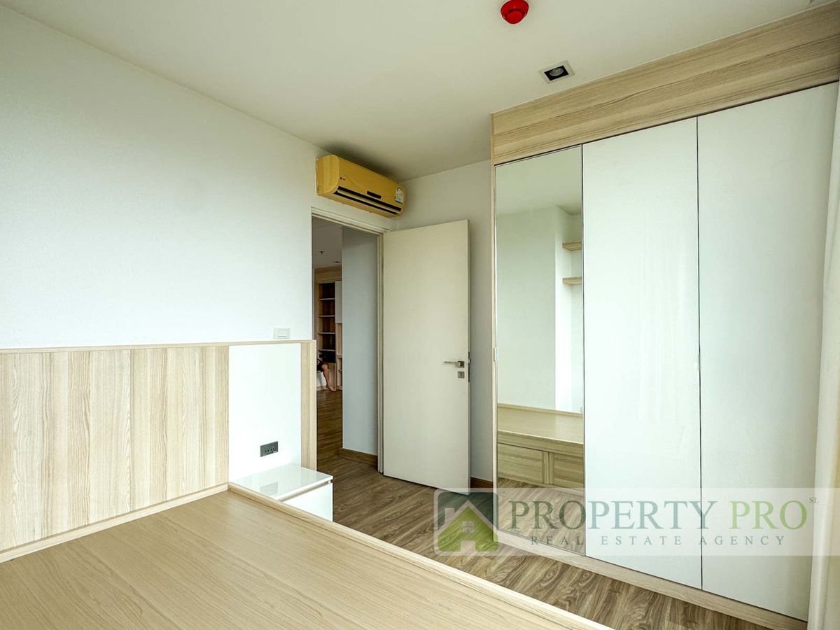 ขายคอนโดท่าพระ ตลาดพลู วุฒากาศ : ขาย คอนโด The Room สาทร ตากสิน แบบ 2 ห้องนอน 78 ตรม ราคาถูกมาก ใกล้ BTS โพธิ์นิมิตร ตลาดพลู วงเวียนใหญ่ กรุงธนบุรี : SL25S-014