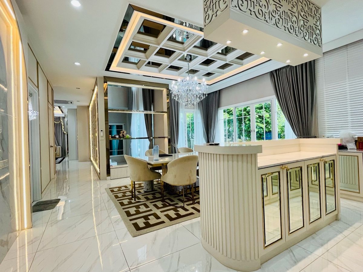 For SaleHousePathum Thani,Rangsit, Thammasat : House for sale, Vibhavadi Rangsit, has a swimming pool to go to 6 million houses, the largest corner of the corner of 450 sq. M. more beautiful than the angel Grandeviphawadee Rangsit