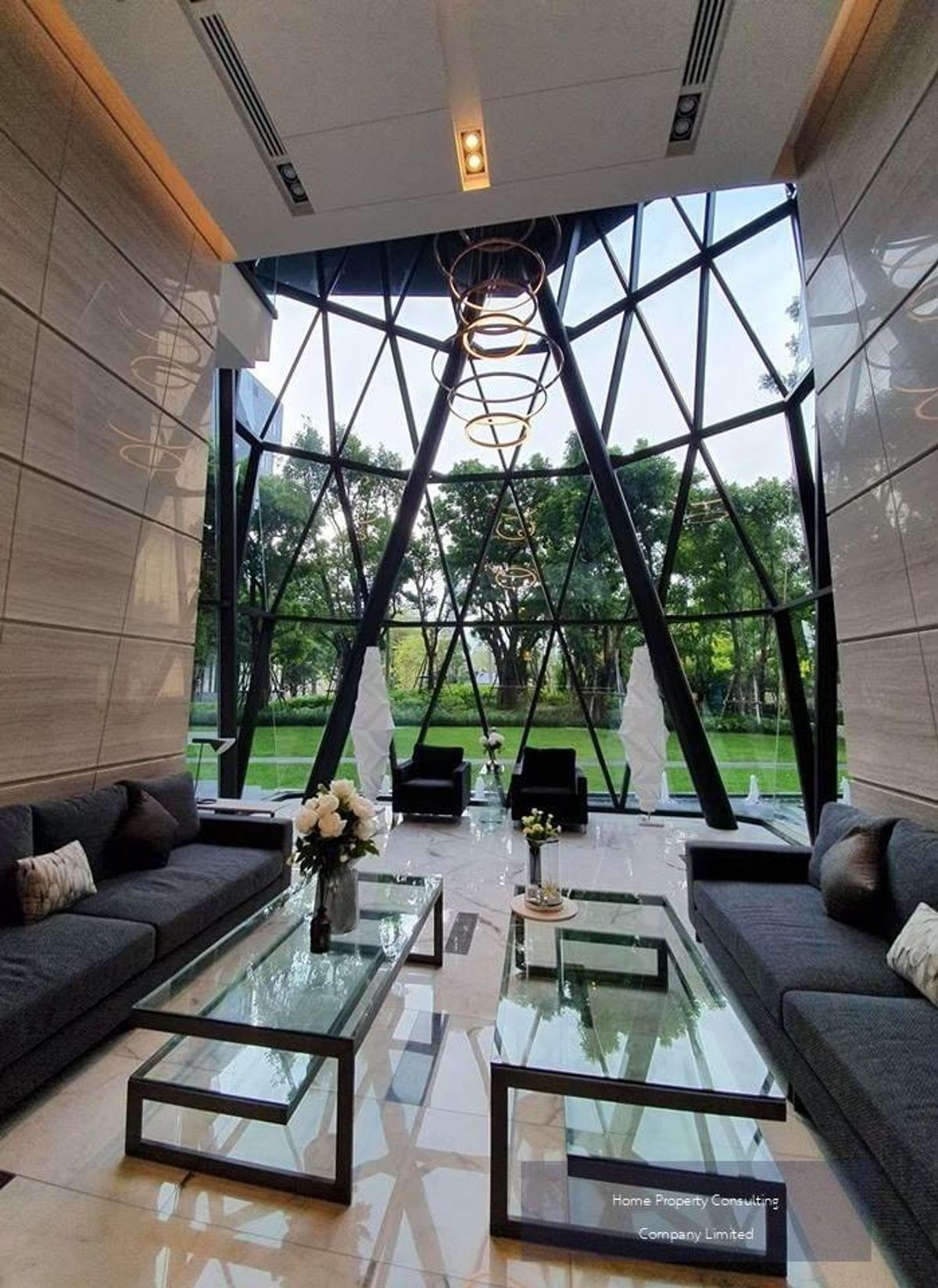 For SaleCondoOnnut, Udomsuk : Urgent sale, cheap, virtue, essence, Sukhumvit, BTS Punnawithi (550 m/8 minutes). Interested in negotiating @condobkk (with @) Code H33278