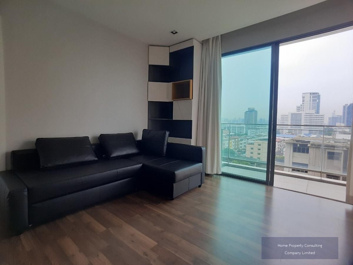 For SaleCondoOnnut, Udomsuk : Urgent sale, cheap for sale, The Room Sukhumvit 62, near BTS Punnawithi (14 m/1 minute). Interested in negotiating @condobkk (with @) Code H33279