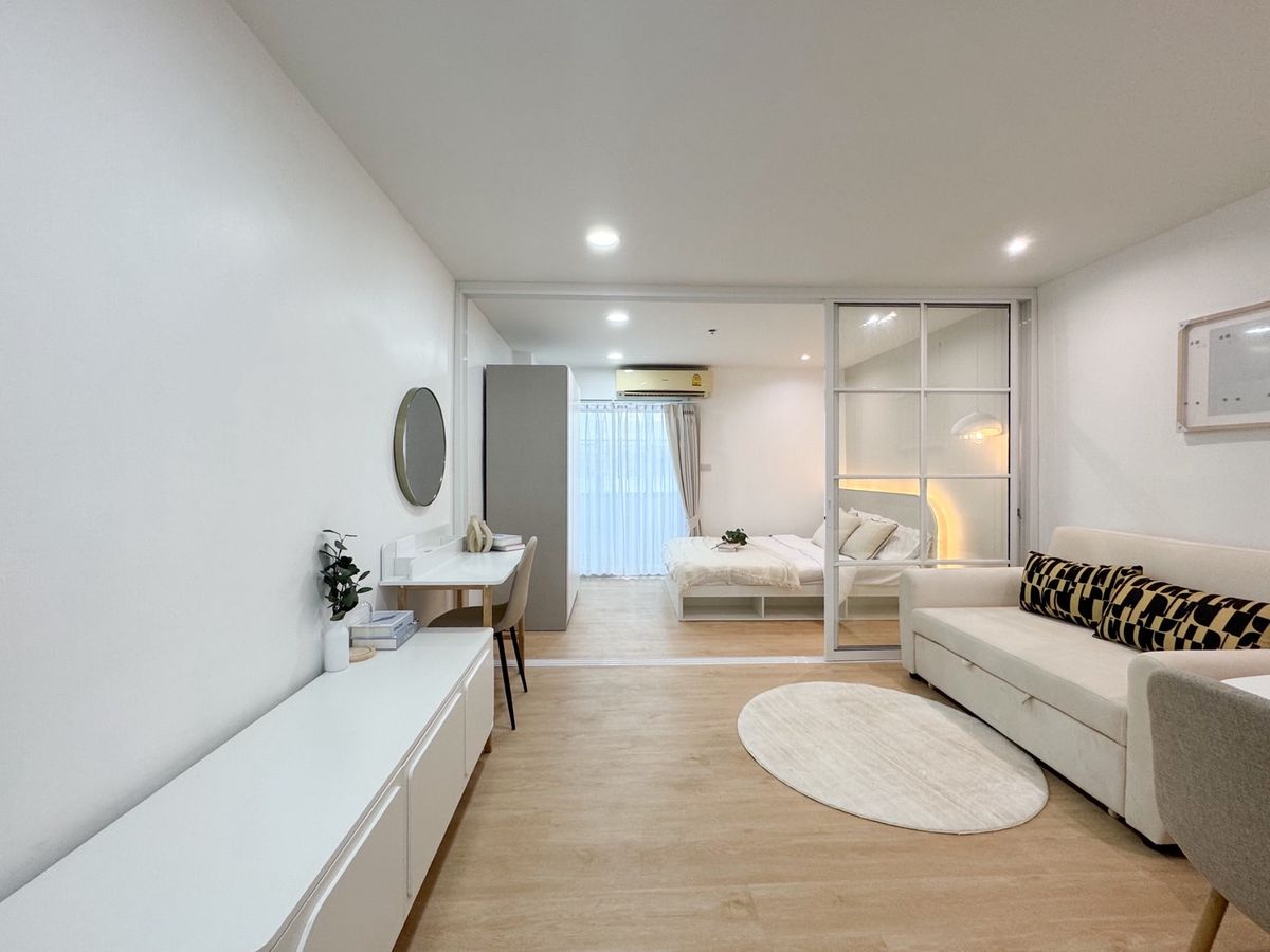 ขายคอนโดวิภาวดี ดอนเมือง หลักสี่ : ขาย !! คอนโด Regent Home 1 พหลโยธิน 67 (Regent Home 1) ตั้งอยู่บนทำเลฮอต พหลโยธิน 67 โอบล้อมด้วยความสะดวกสบาย 