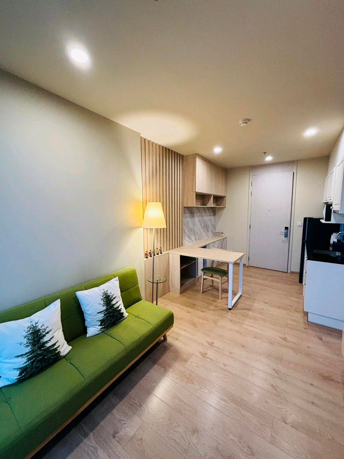ให้เช่าคอนโดสุขุมวิท อโศก ทองหล่อ : Brand New Room for Rent! ✨📍 Noble Recole – Sukhumvit 19