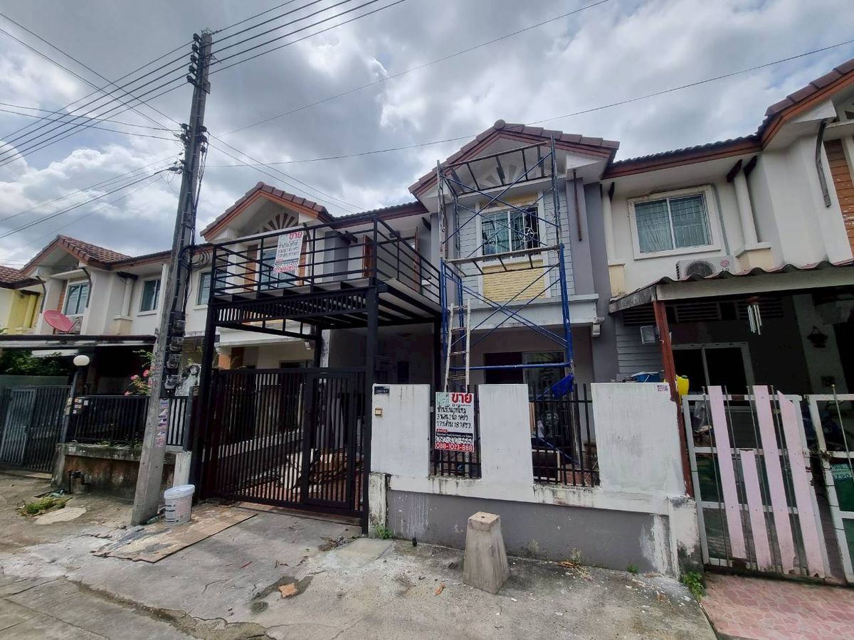 For SaleHouseNakhon Pathom : Townhome for sale, Pruksa Ville Village 10 Soi falls 19 Phutthamonthon Sai 4, able to connect Phutthamonthon Sai 5