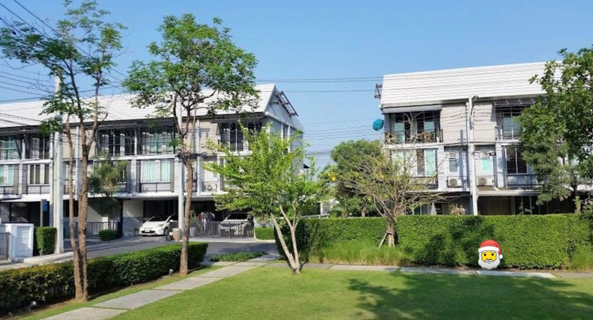 ให้เช่าทาวน์โฮมเกษตร นวมินทร์ ลาดปลาเค้า : 🏡 ให้เช่าบ้านสวย พร้อมเฟอร์นิเจอร์ครบ ในโครงการ Areeya Daily เกษตร–นวมินทร์ ✨ เดินทางสะดวก ทำเลดี เข้า-ออกได้หลายเส้นทาง ใกล้รถไฟฟ้าหลายสาย 📅 บ้านพร้อมเข้าอยู่หลัง 7 สิงหาคม 2568