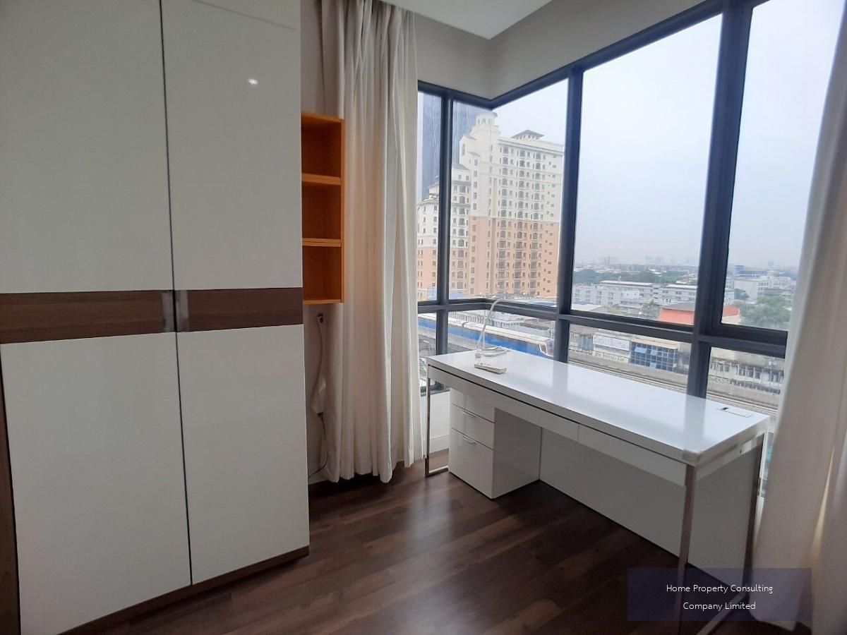 For SaleCondoOnnut, Udomsuk : Urgent sale, cheap for sale, The Room Sukhumvit 62, near BTS Punnawithi (14 m/1 minute). Interested in negotiating @condobkk (with @) Code H33279