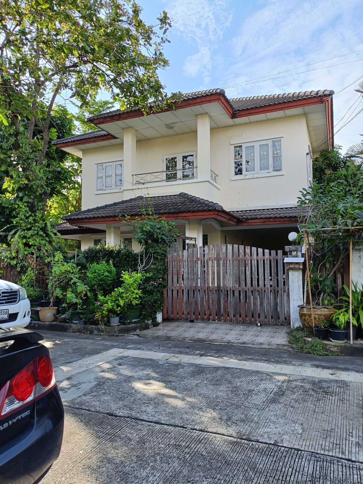 For RentHouseRattanathibet, Sanambinna : Rent a single house 300 meters away from Ratchapruek Road