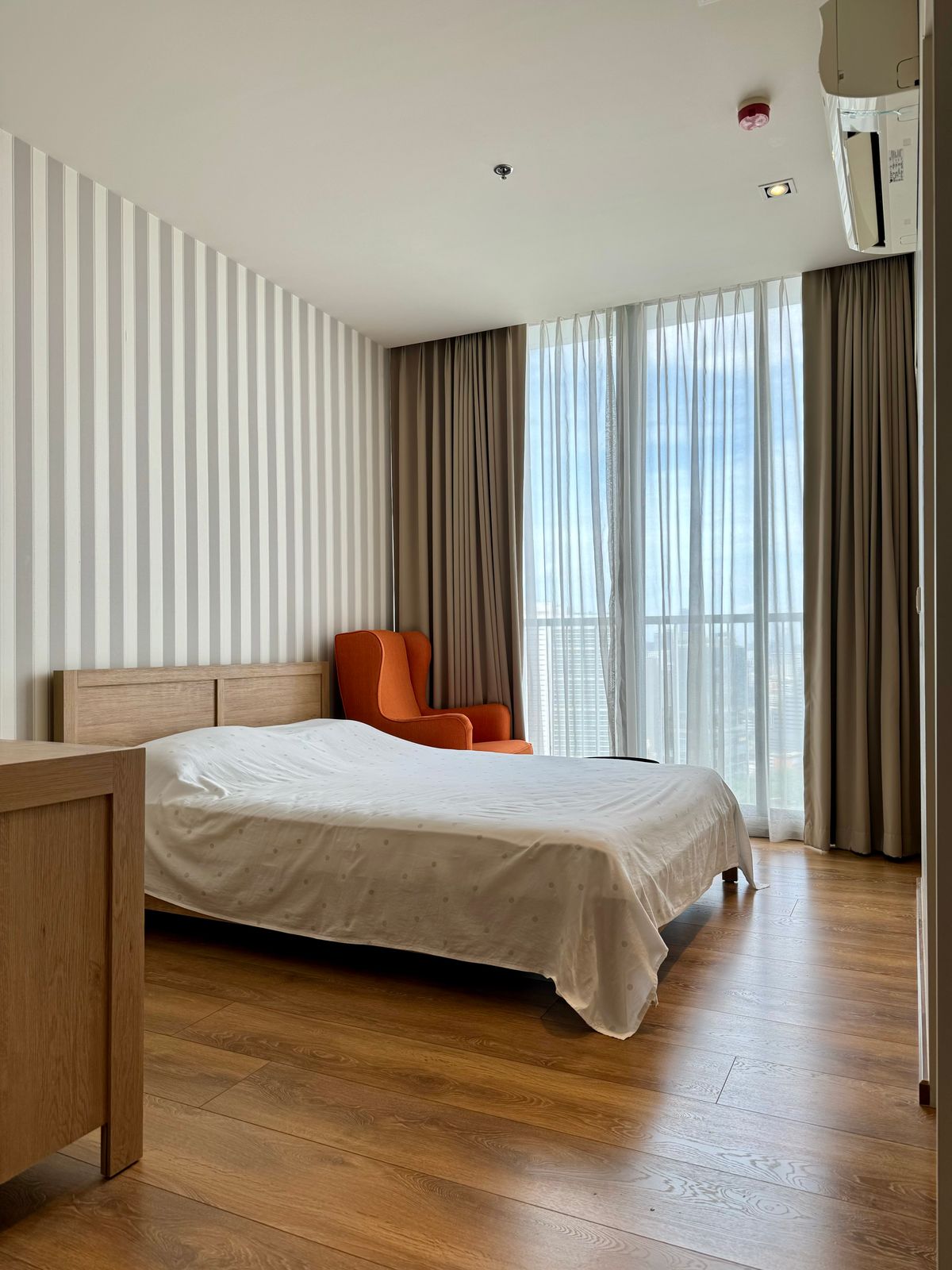 ขายคอนโดสุขุมวิท อโศก ทองหล่อ : **Sell Form Direct Owner - Condo Park24 Tower2 (Hi Floors Best View)