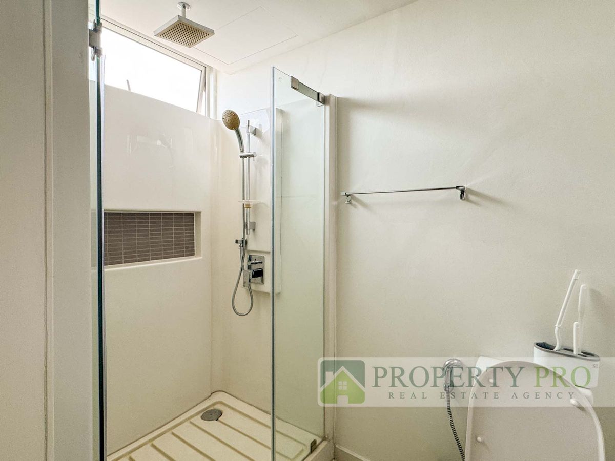 ขายคอนโดท่าพระ ตลาดพลู วุฒากาศ : ขาย คอนโด The Room สาทร ตากสิน แบบ 2 ห้องนอน 78 ตรม ราคาถูกมาก ใกล้ BTS โพธิ์นิมิตร ตลาดพลู วงเวียนใหญ่ กรุงธนบุรี : SL25S-014